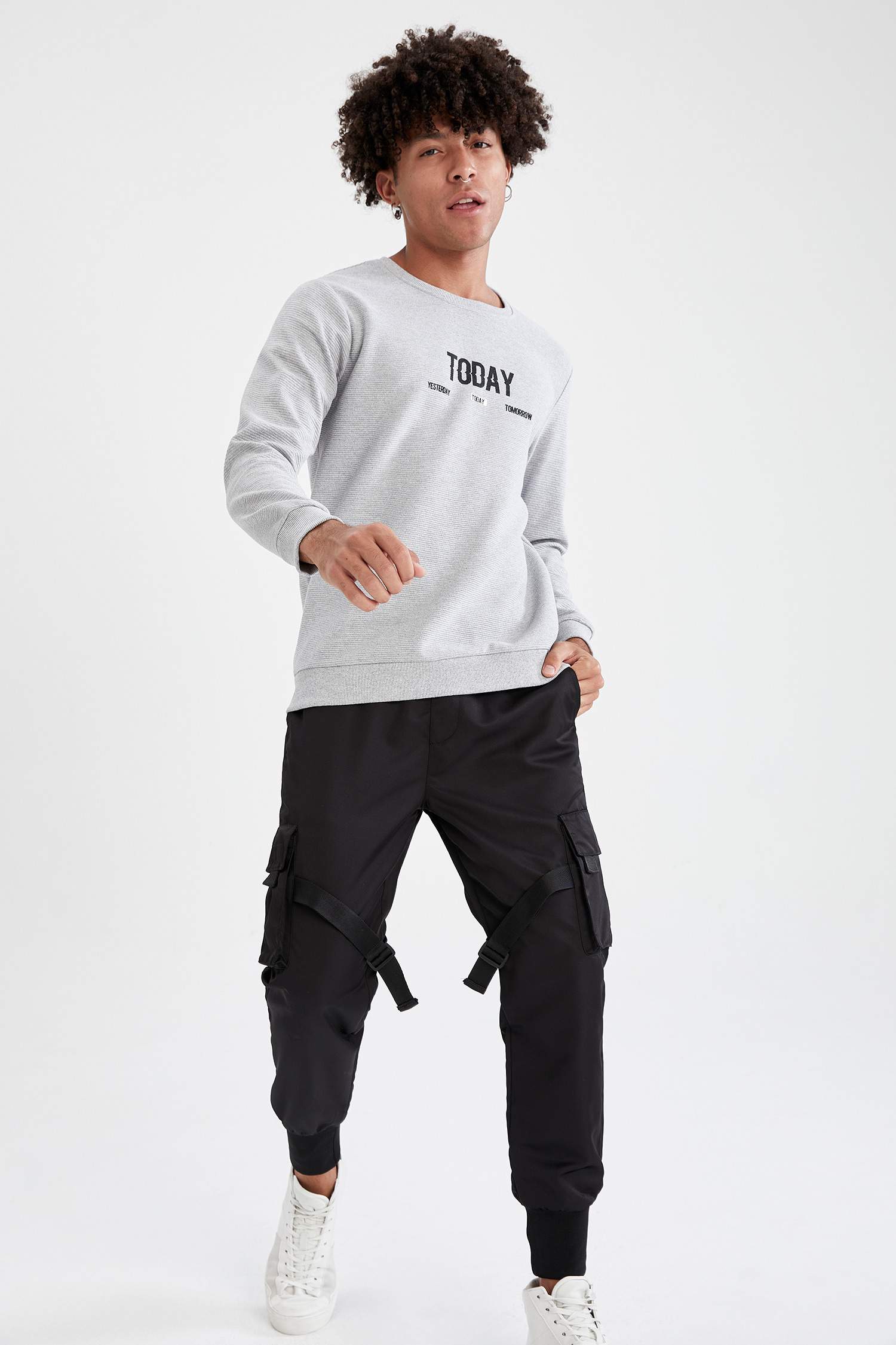 Slim Fit Bisiklet Yaka Today Baskılı Sweatshirt