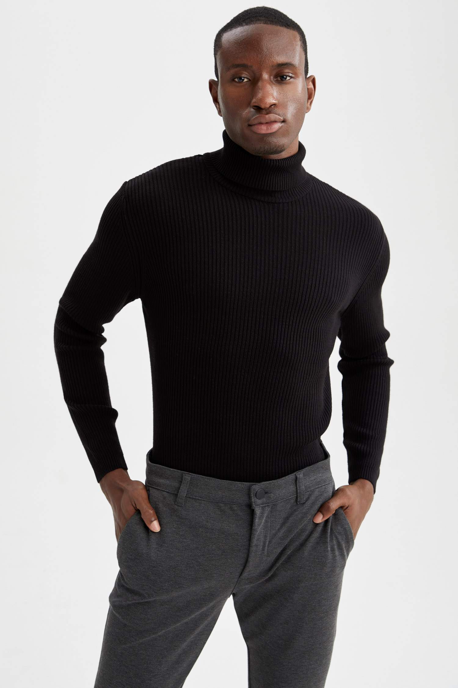 Slim Fit Balıkçı Yaka Triko Kazak