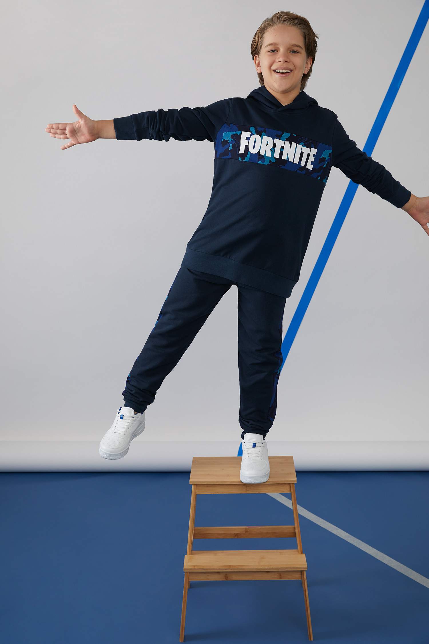 Erkek Çocuk Fortnite Lisanslı Kapüşonlu Sweatshirt