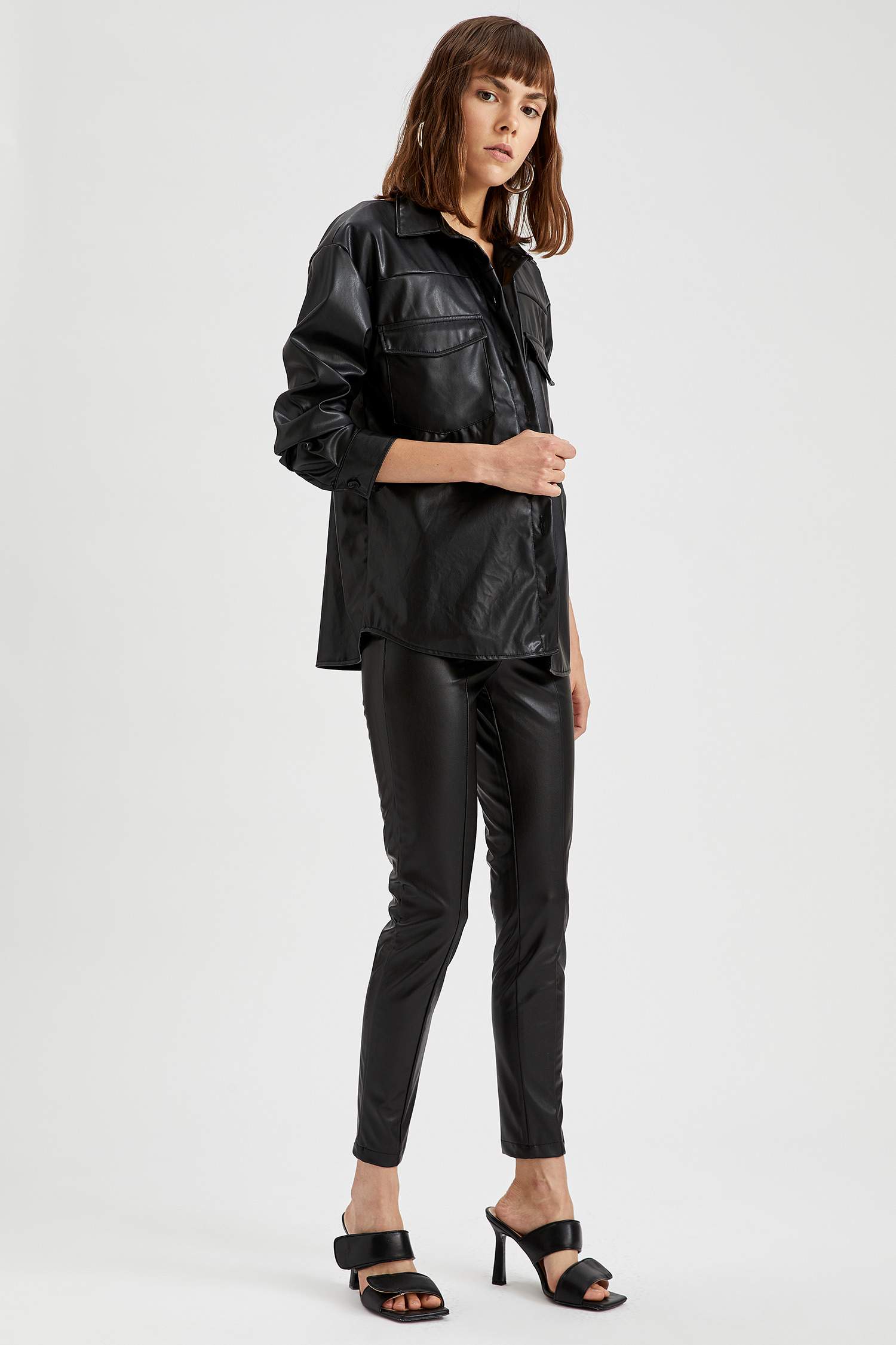 Suni Deri Slim Fit Dokuma Tayt