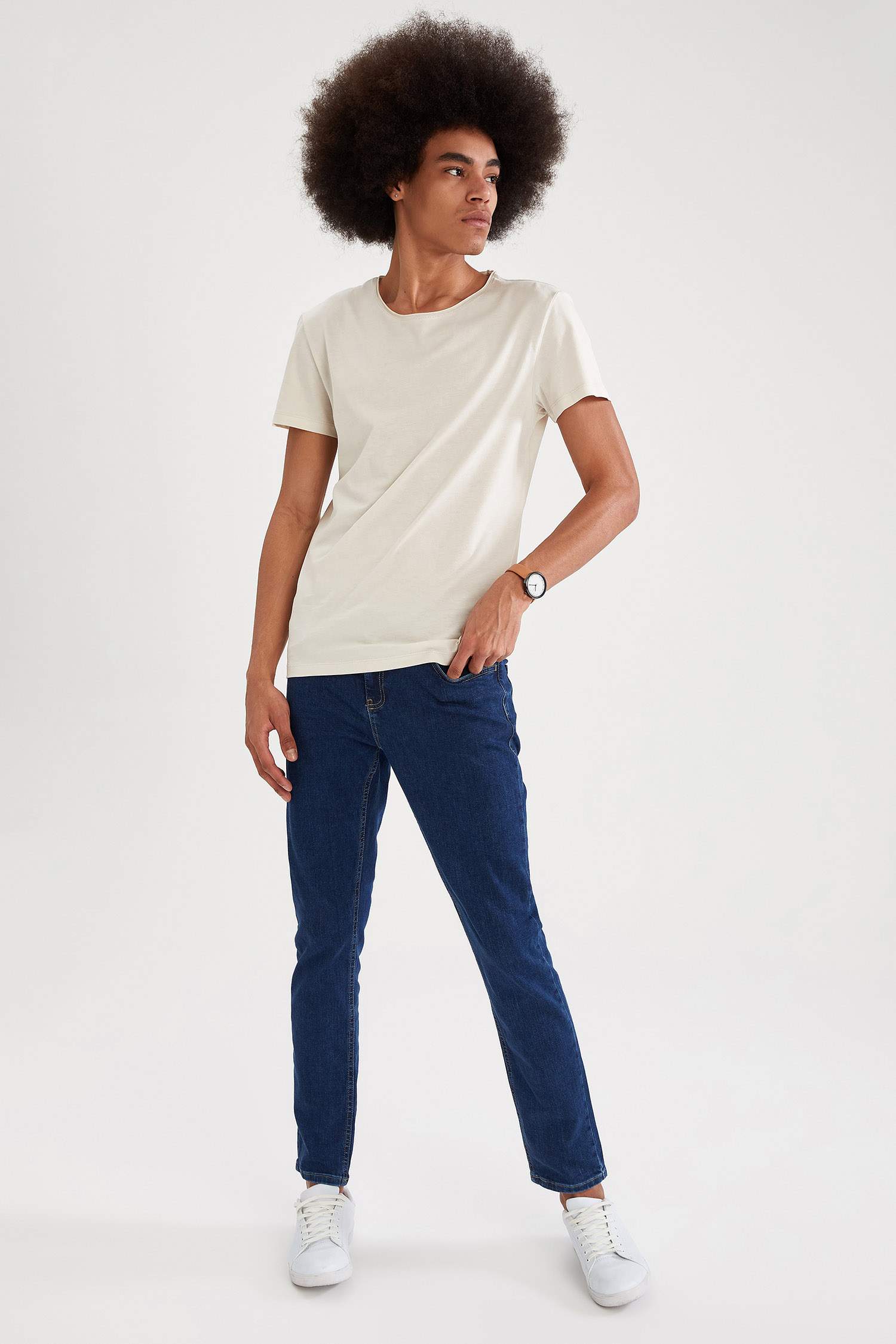 Slim Fit Bisiklet Yaka Basic Tişört