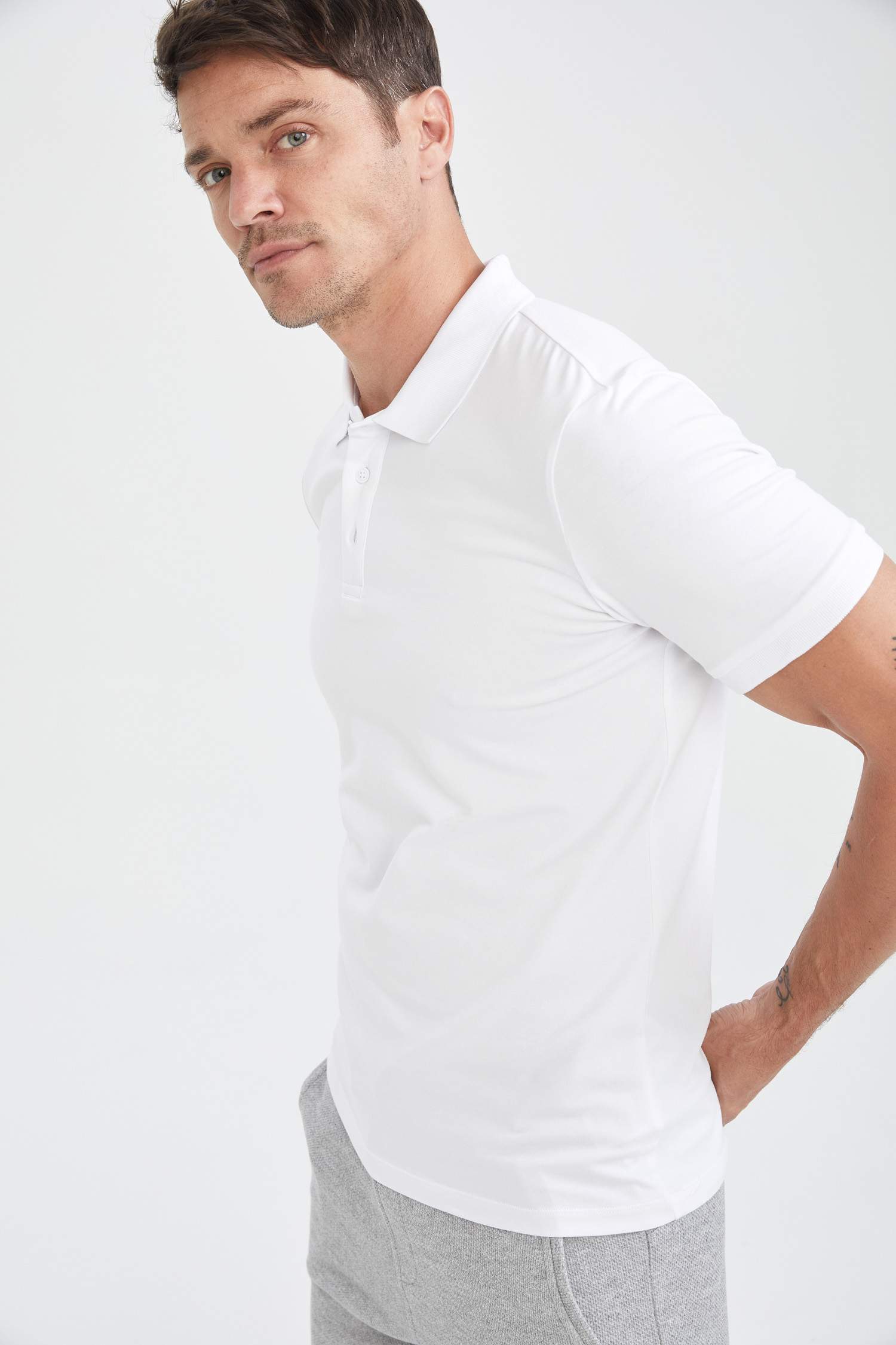 Slim Fit Polo Yaka Basic Kısa Kollu Tişört