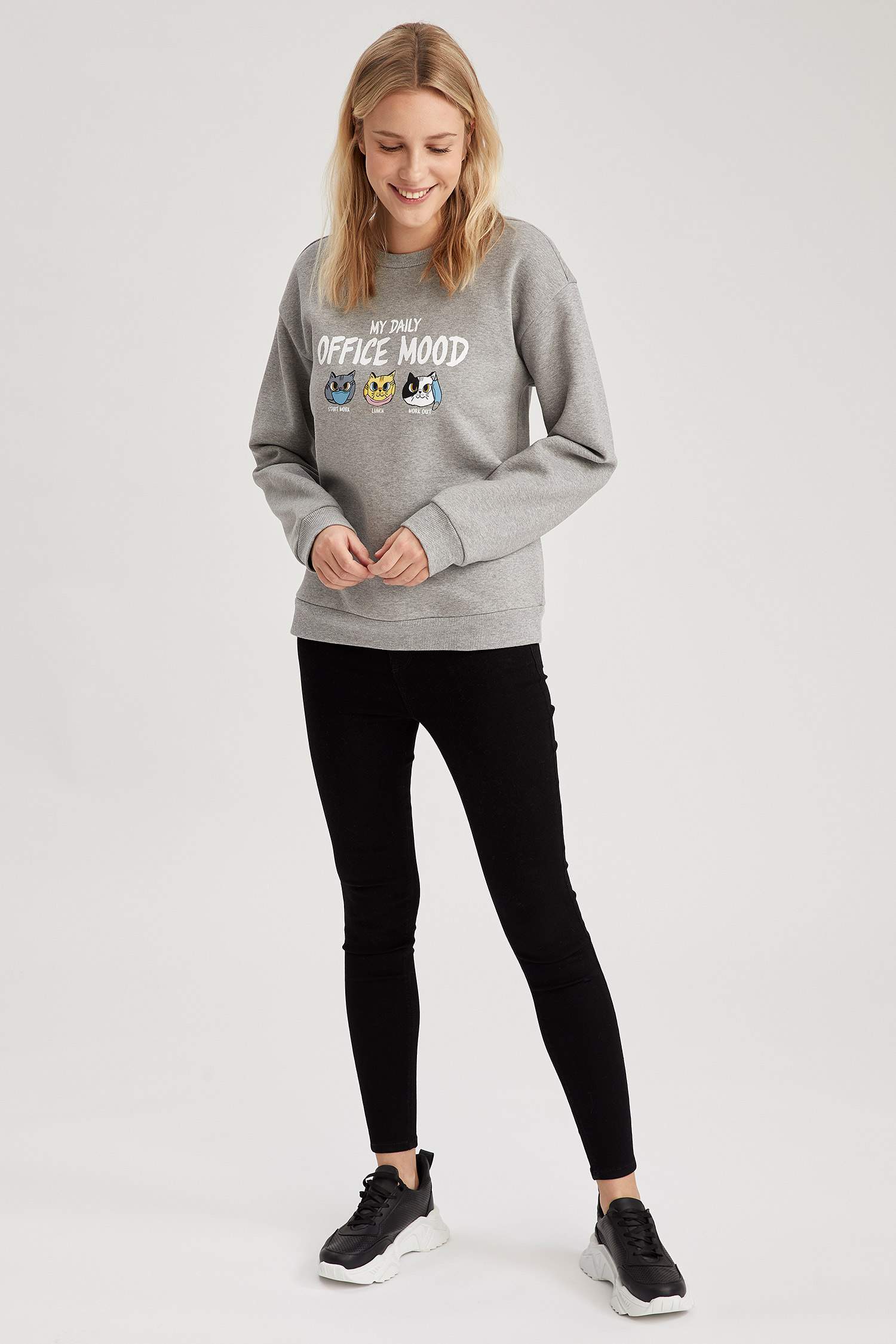 Kedi Baskılı Yarım Düşük Omuz Sweatshirt