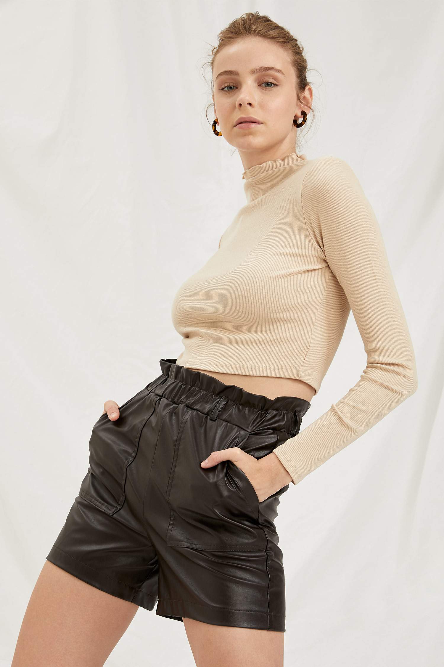 Dik Yaka Uzun Kollu Crop Top