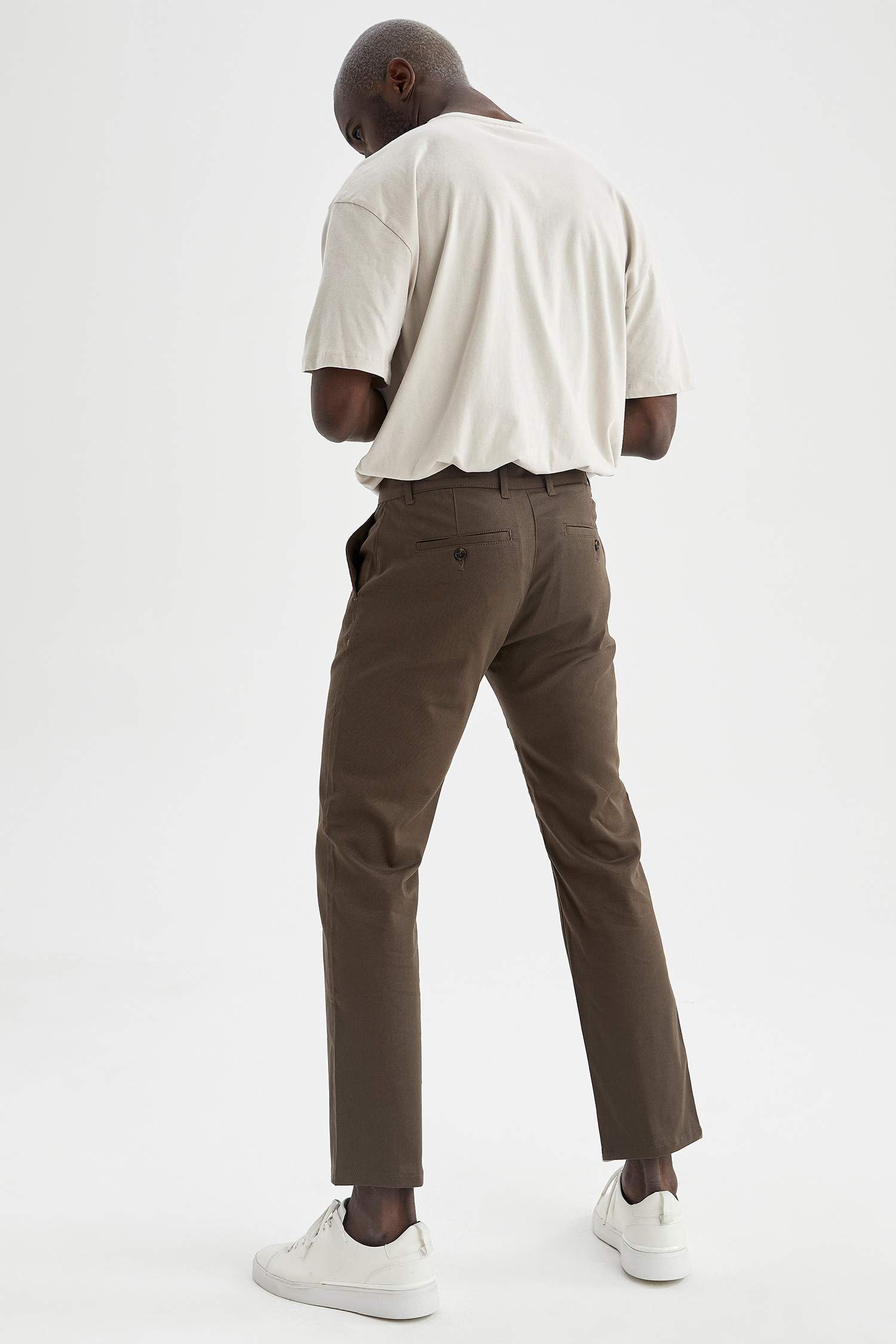 Regular Fit Basic Chino Pantolon