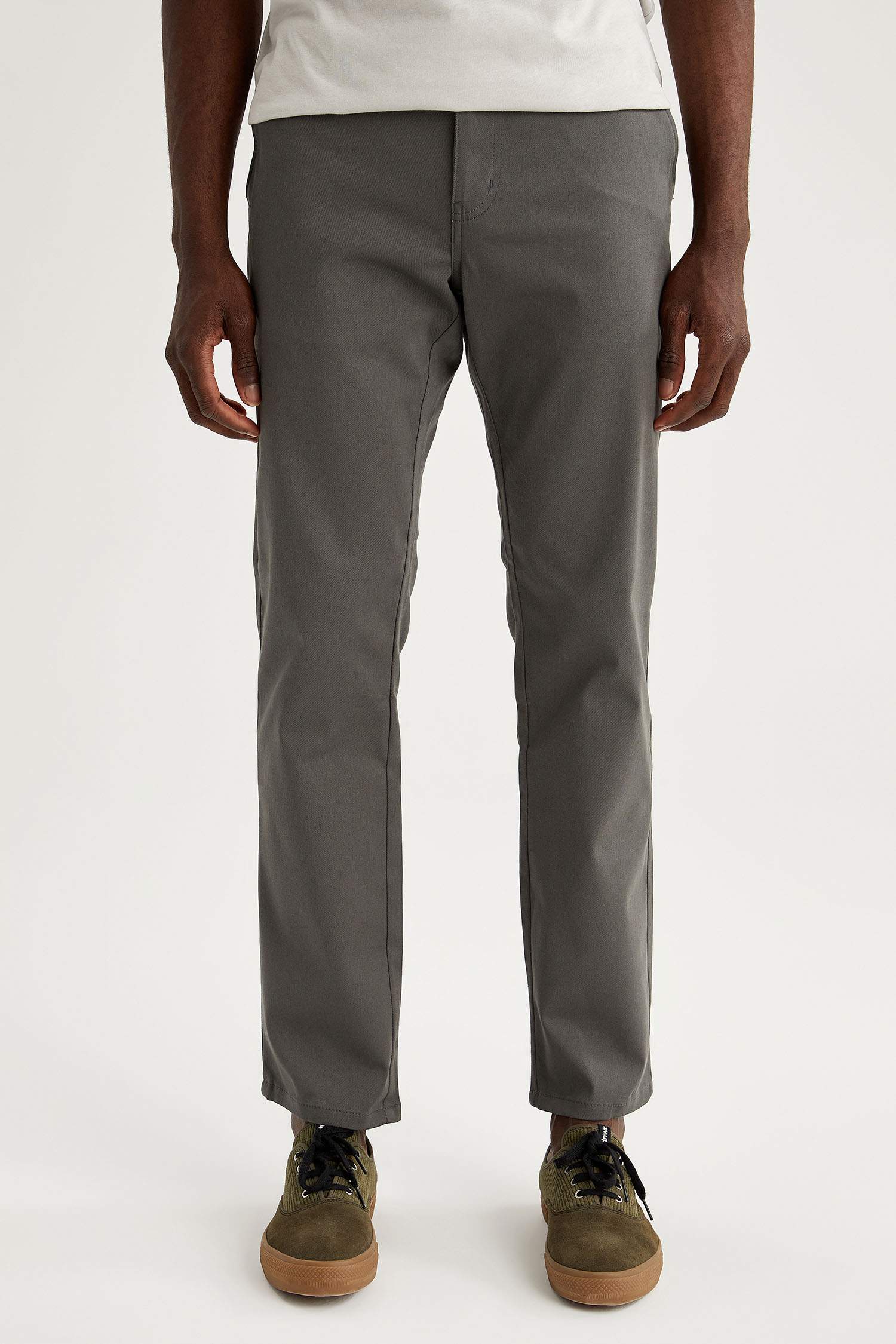 Regular Fit Basic Chino Pantolon