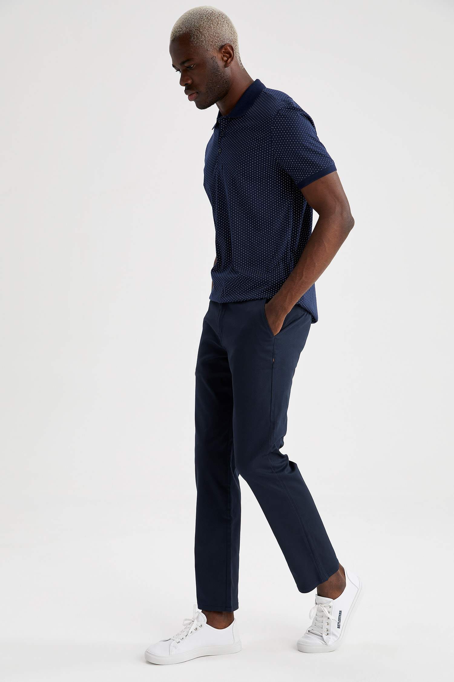 Regular Fit Basic Chino Pantolon