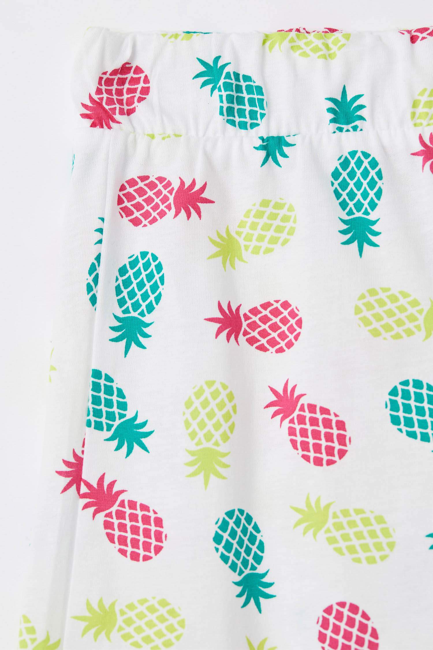 Kız Çocuk Ananas Desenli Esnek Belli Şort
