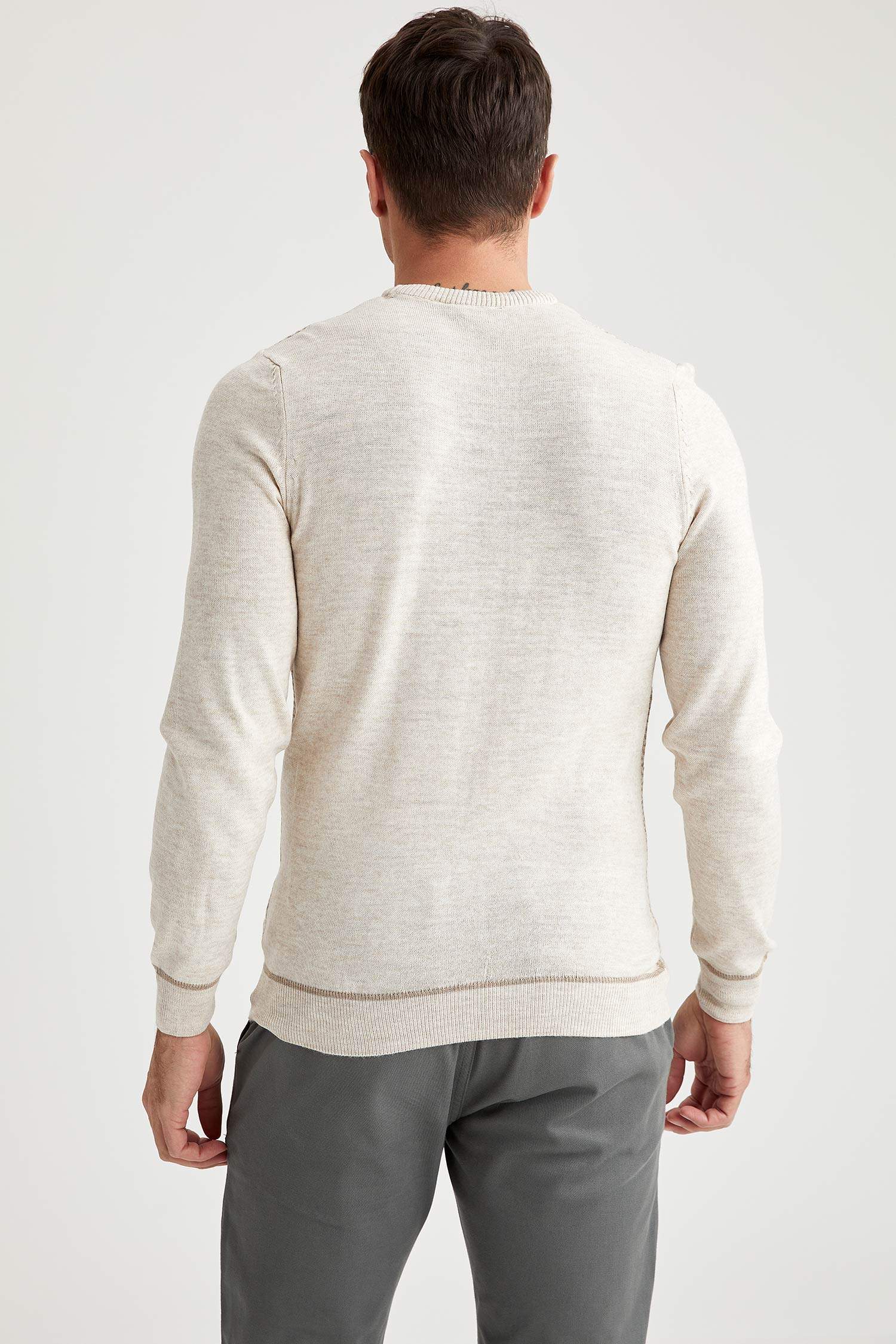 Desenli Slim Fit Bisiklet Yaka Triko Kazak