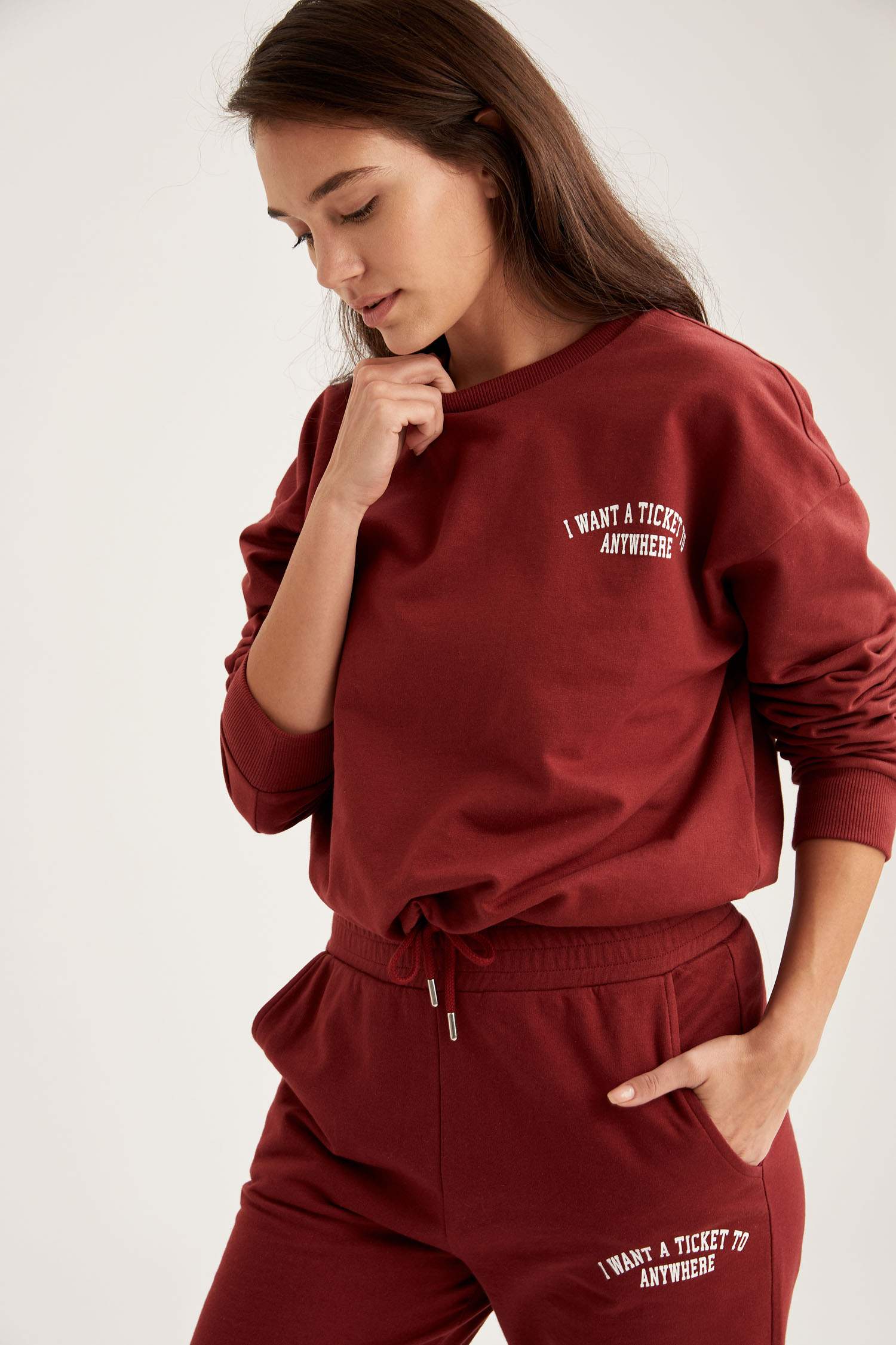 Şehir Desenli Regular Fit Bisiklet Yaka Uzun Kollu Sweatshirt