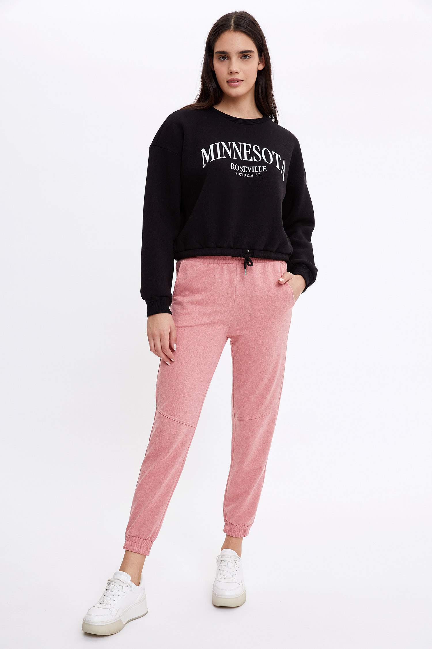 Şehir Desenli Regular Fit Bisiklet Yaka Uzun Kollu Sweatshirt