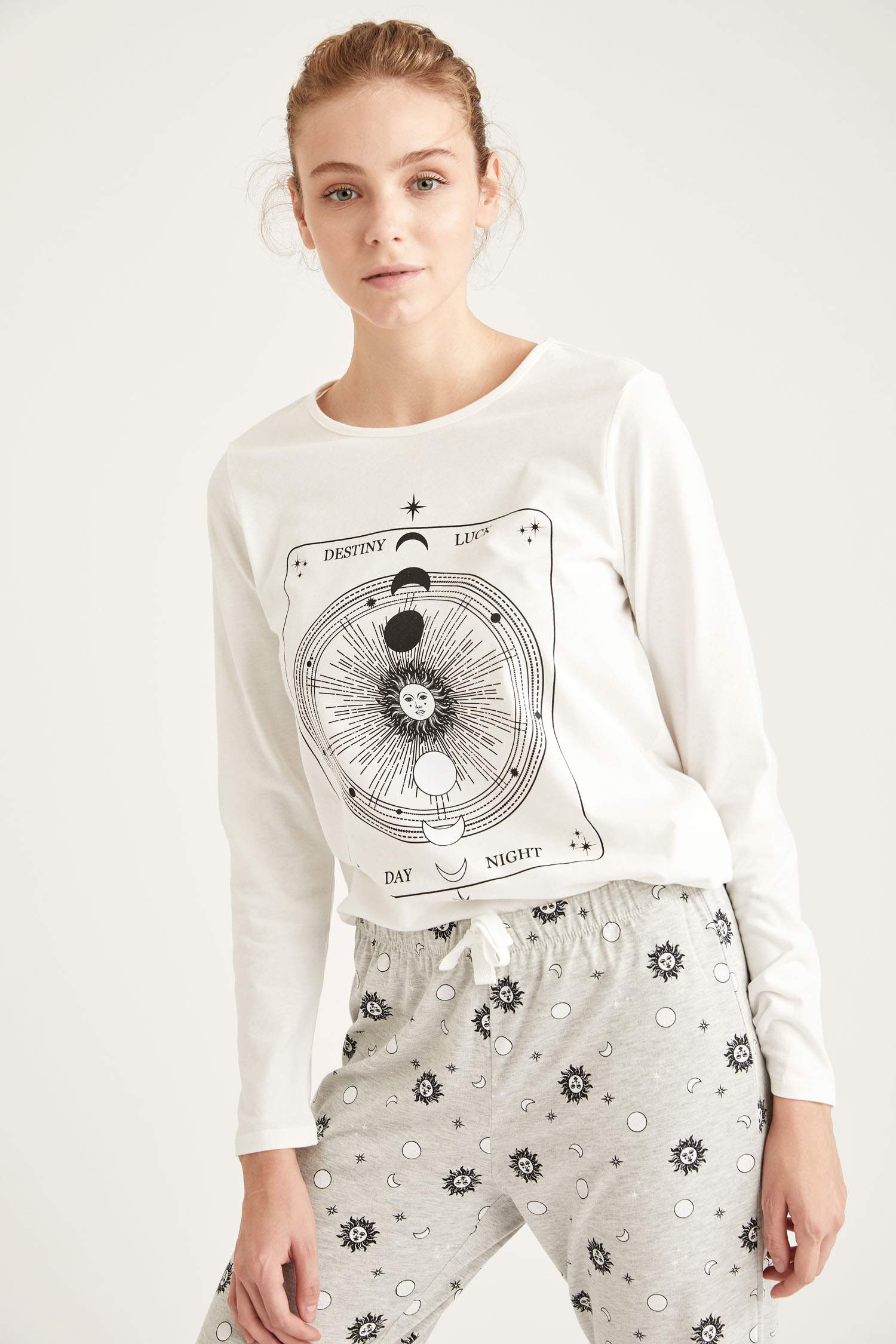 Luna Moon Baskılı Uzun Kollu Pijama Takımı