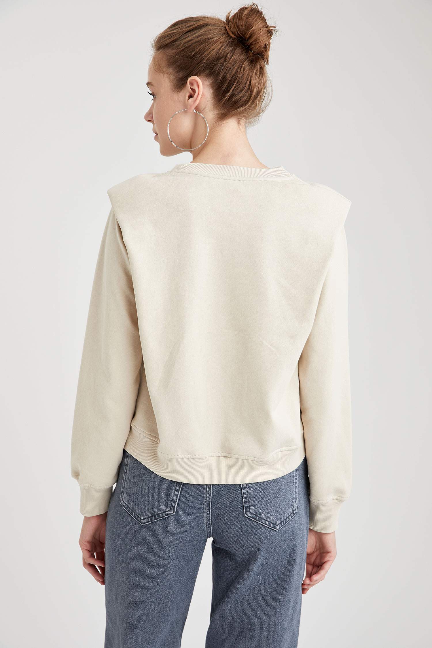 Vatka Omuzlu Örme Sweatshirt