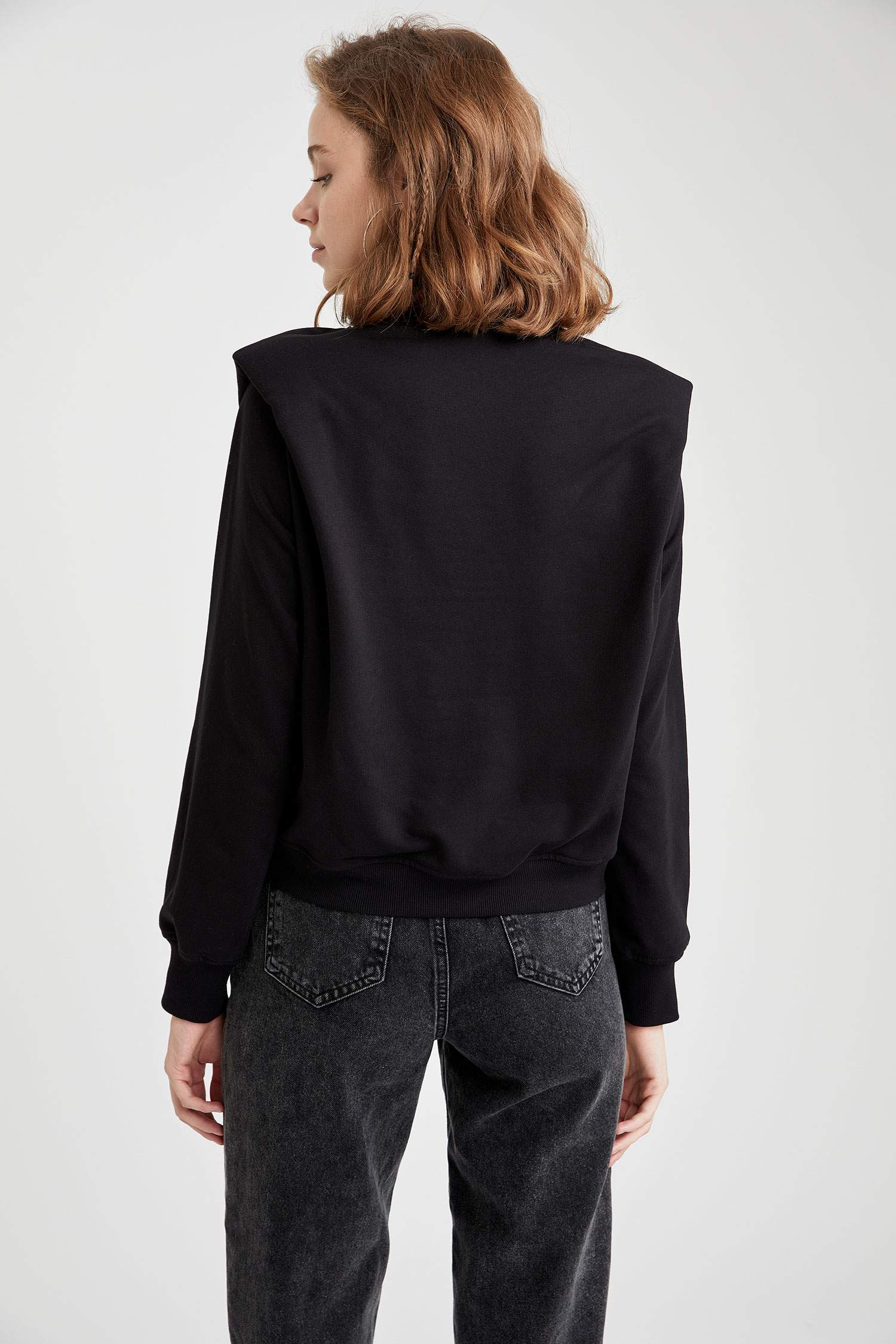Vatka Omuzlu Örme Sweatshirt