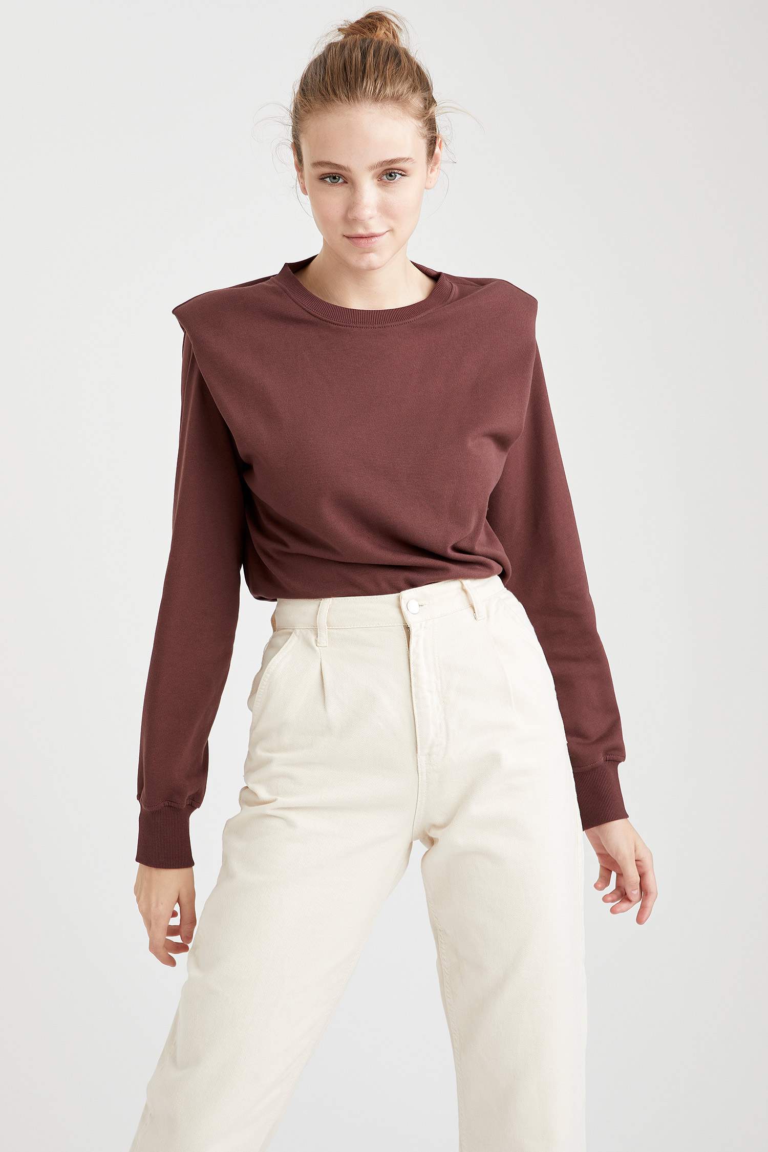 Vatka Omuzlu Örme Sweatshirt