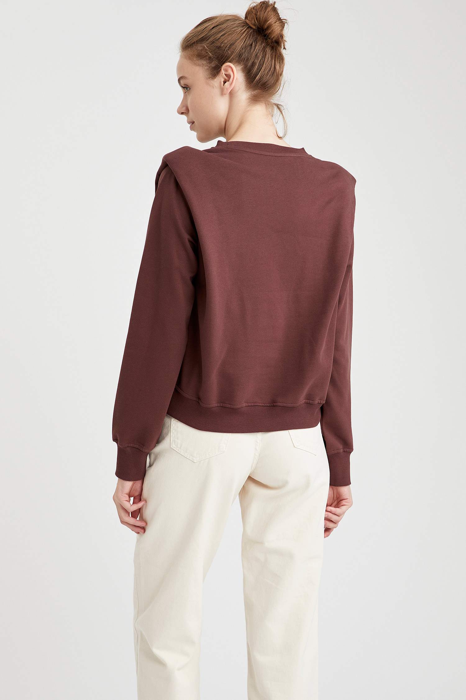 Vatka Omuzlu Örme Sweatshirt