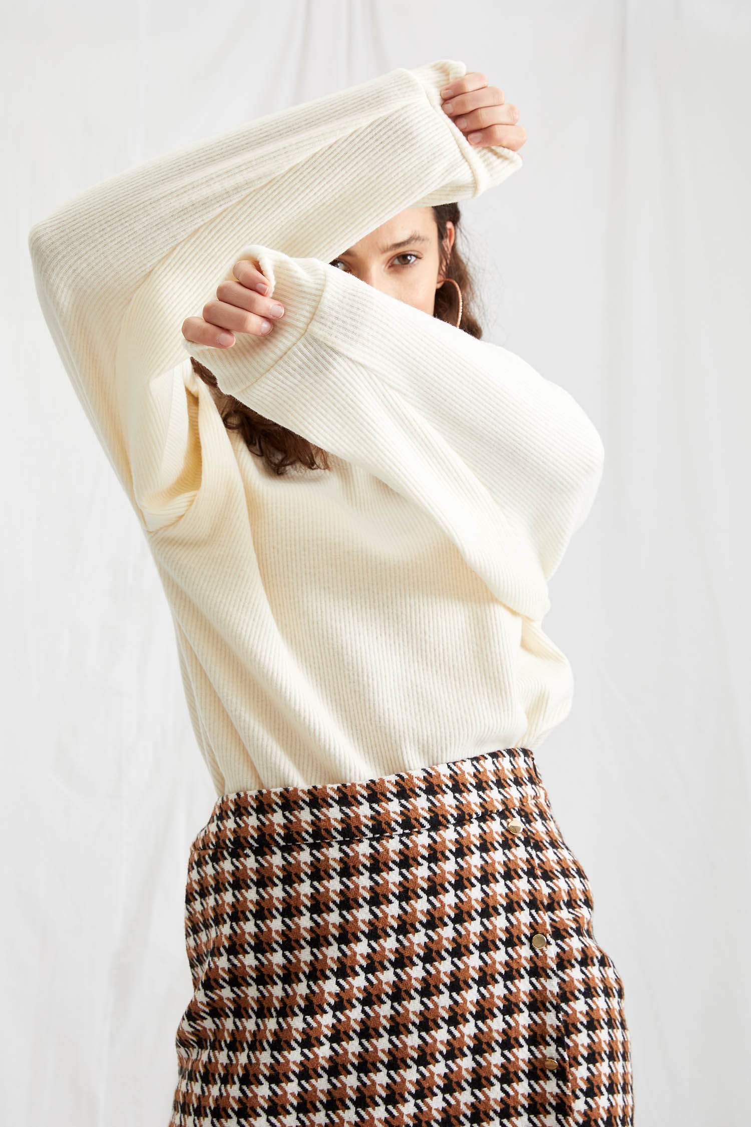 Vatka Omuzlu Örme Sweatshirt