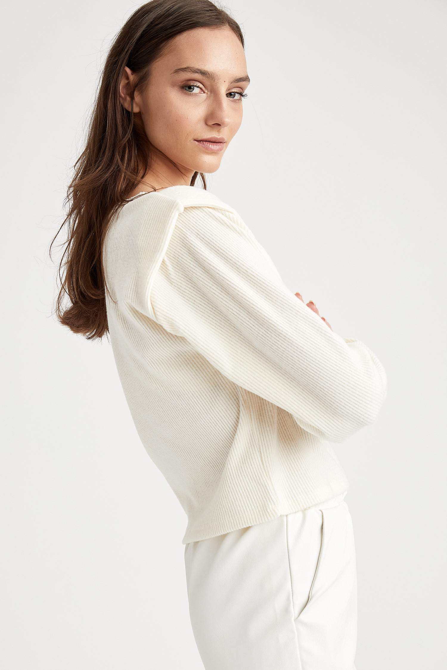 Vatka Omuzlu Örme Sweatshirt