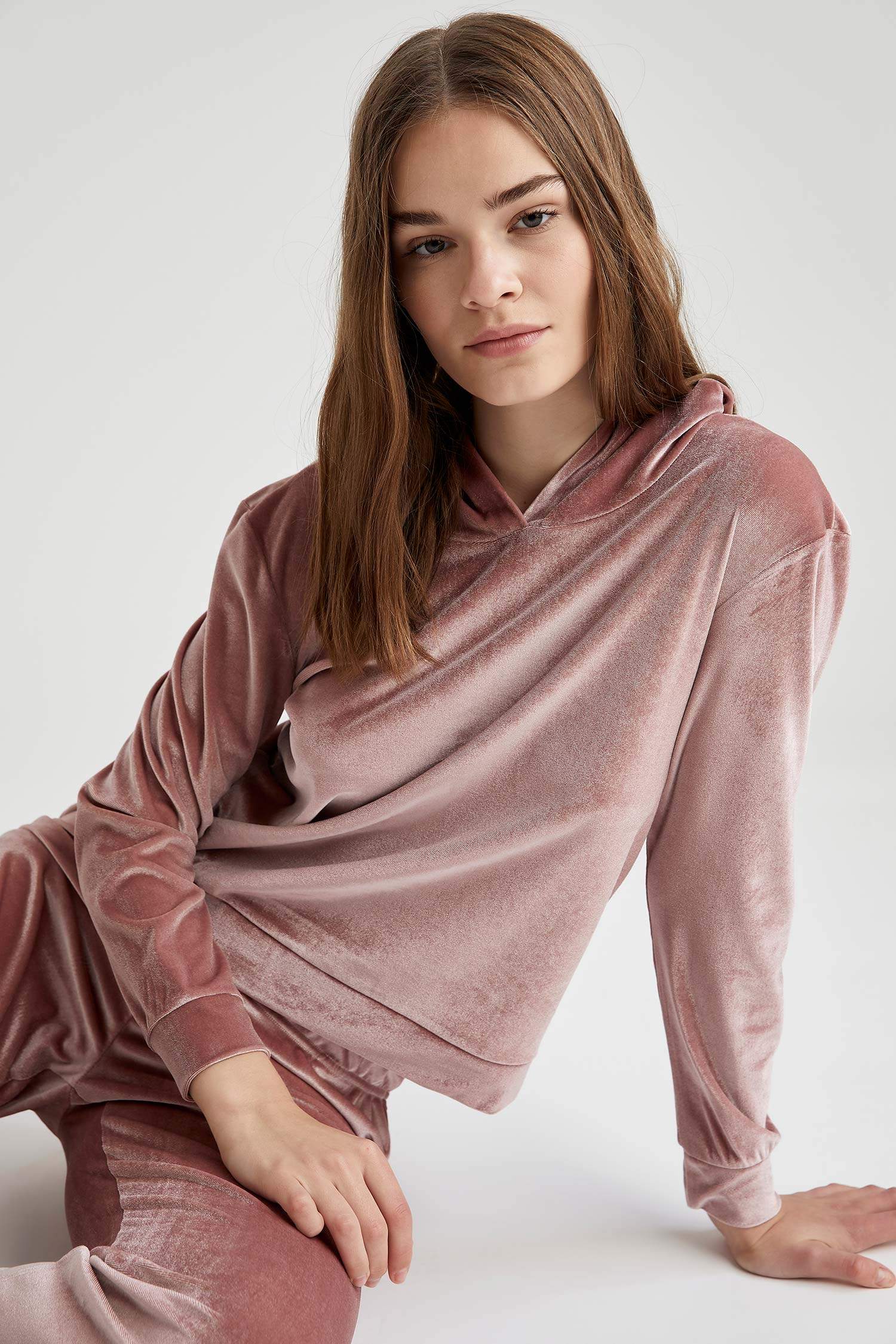 Kadife Relax Fit Sweatshirt