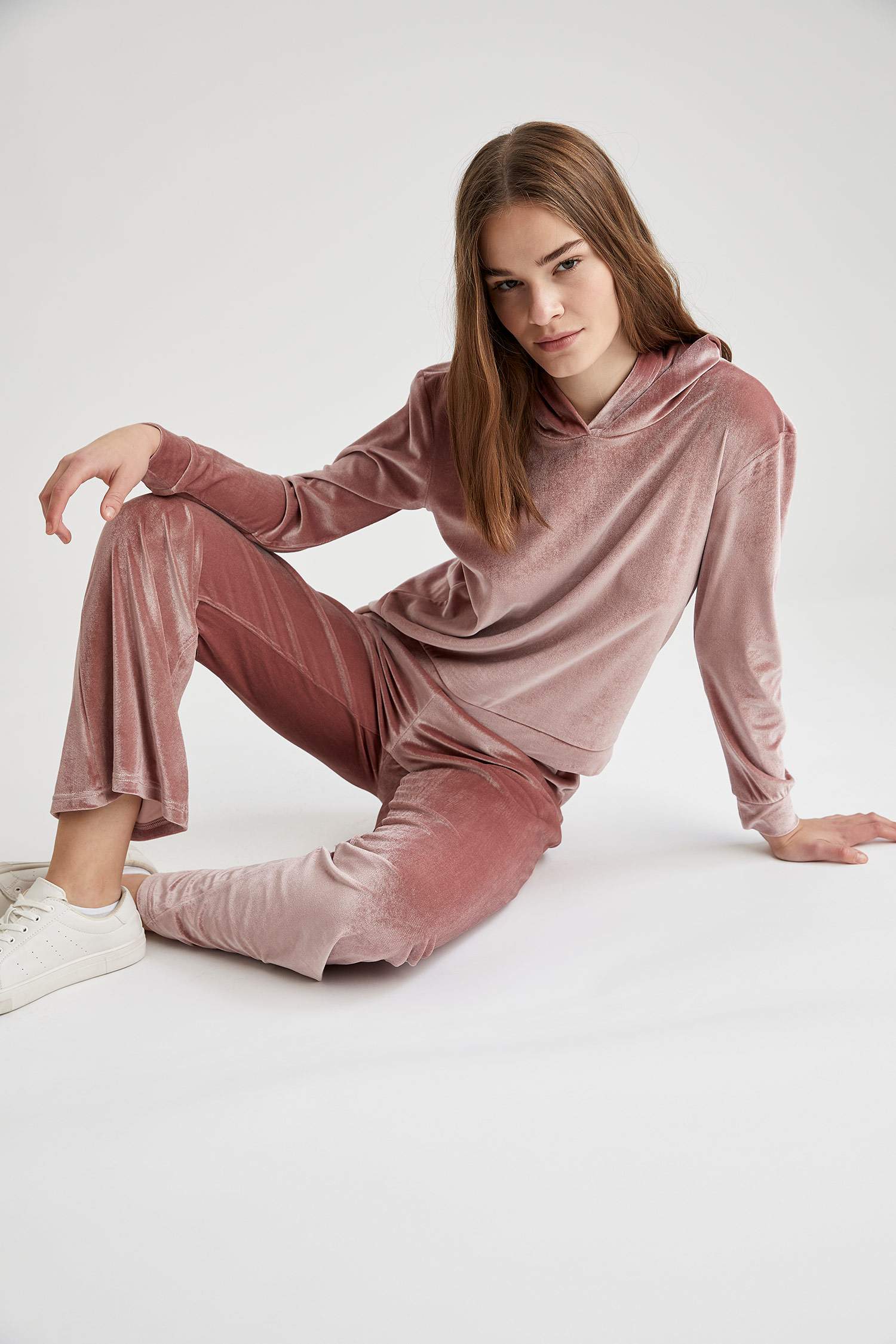 Kadife Relax Fit Sweatshirt