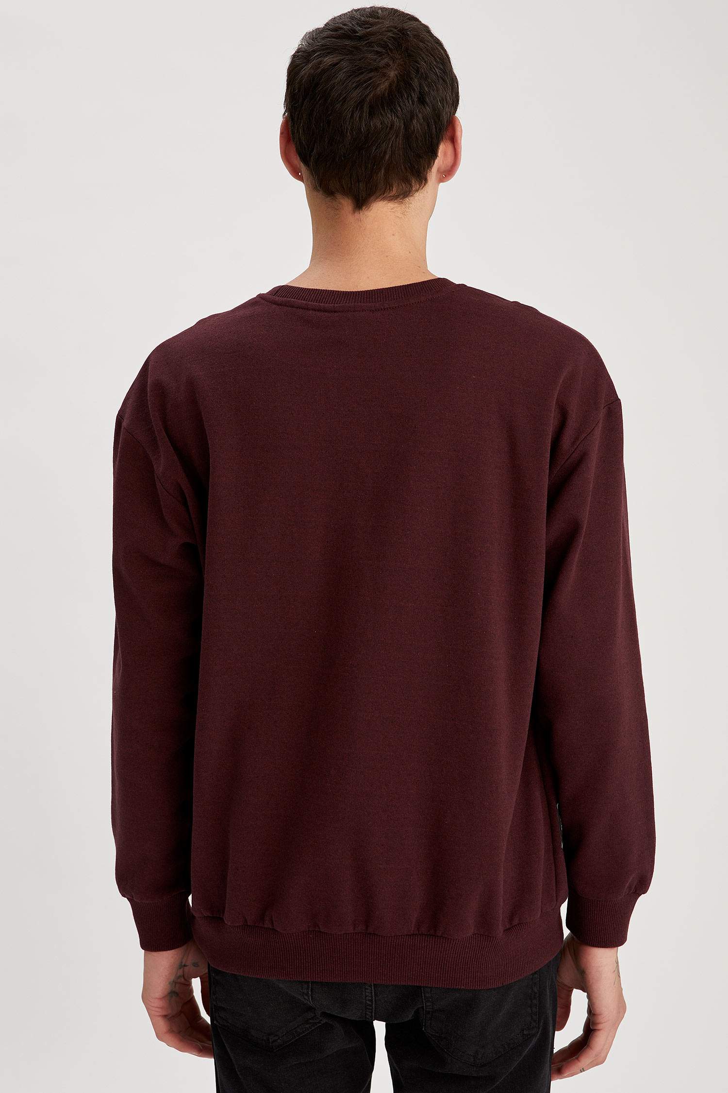 Oversize Fit Bisiklet Yaka Slogan Desenli Uzun Kollu İçi Yumuşak Tüylü Sweatshirt