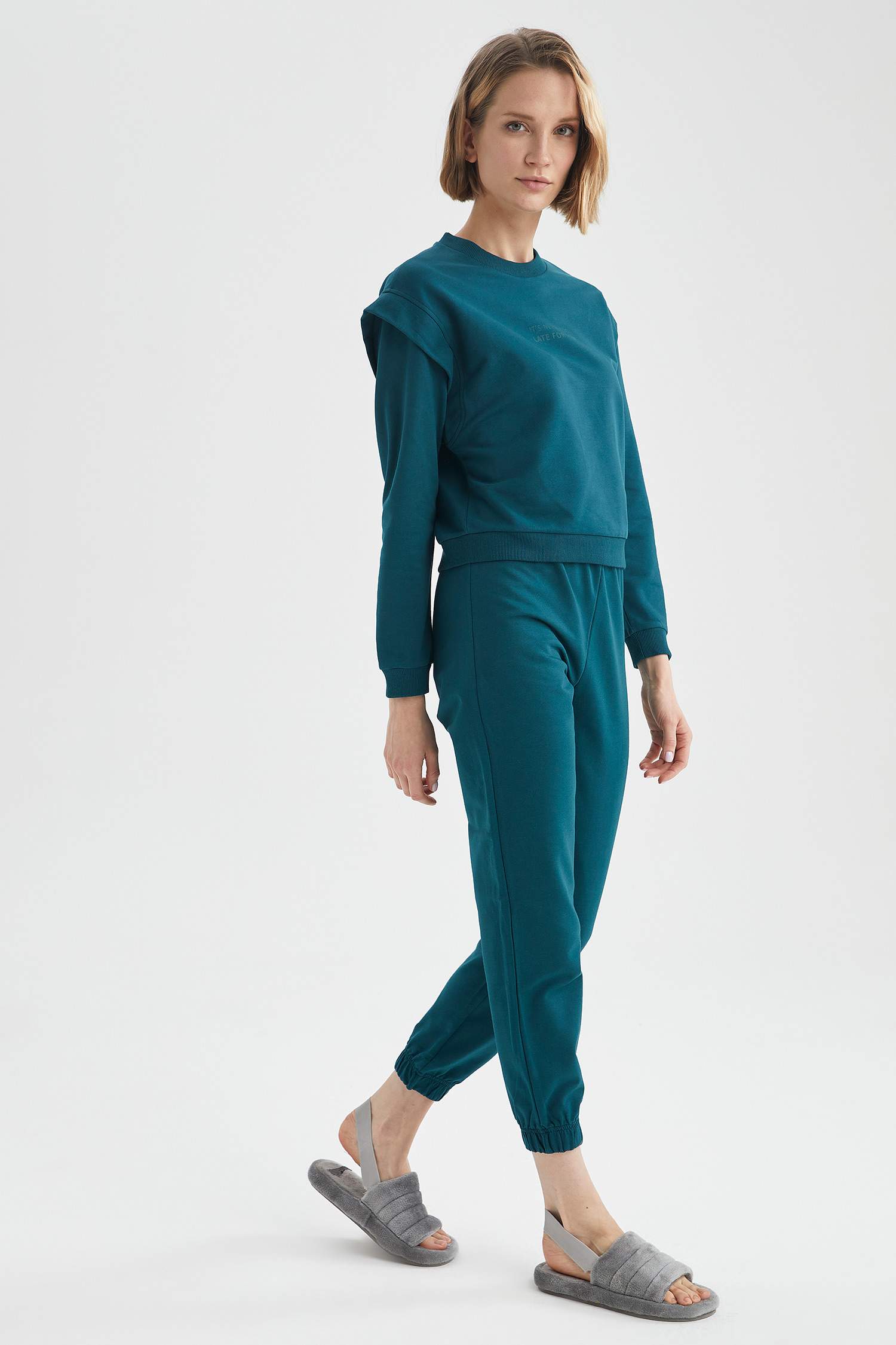 Sweatshirt ve Jogger Eşofman Altı Takım