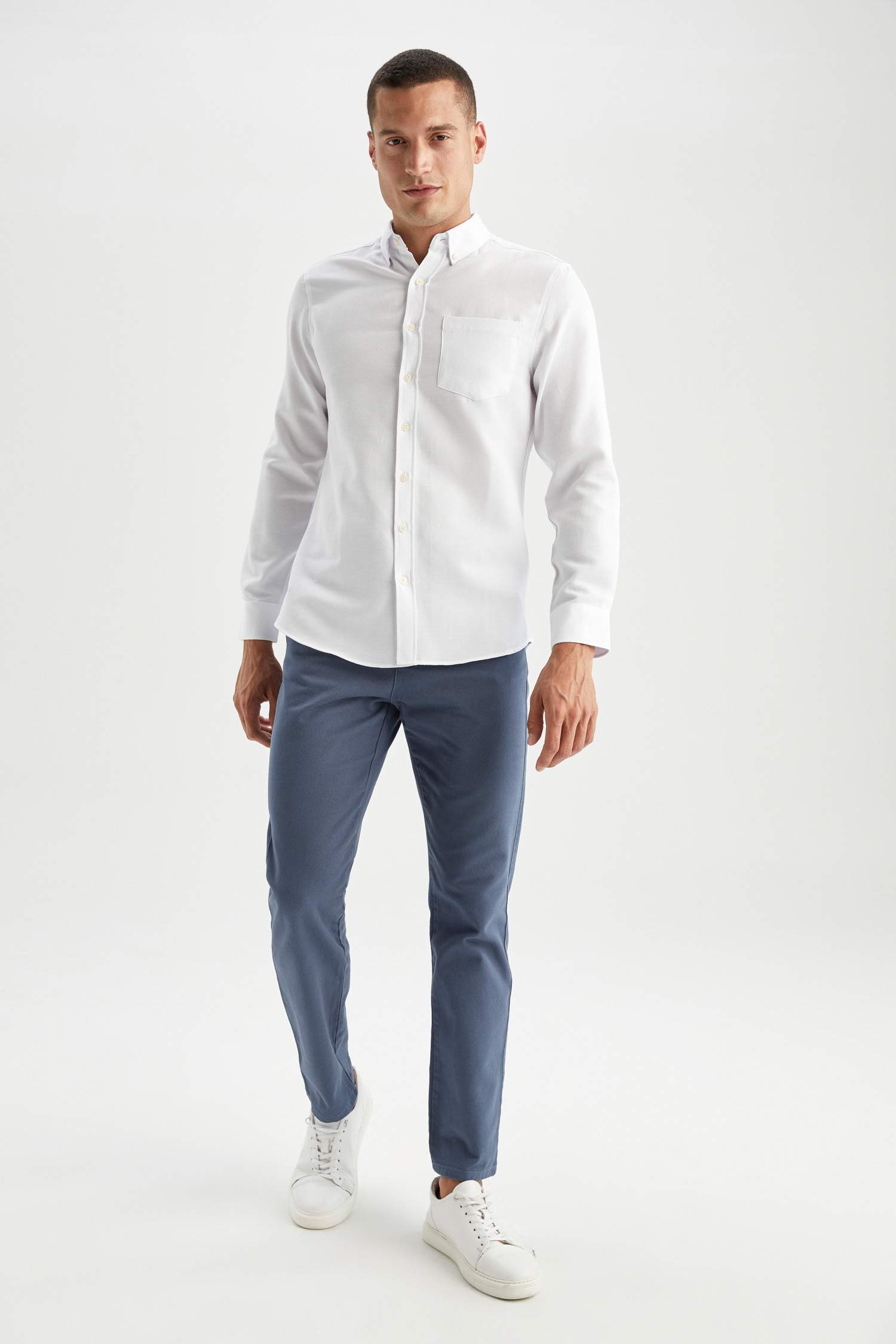 Slim Fit Polo Yaka Geri Dönüşümlü Uzun Kollu Gömlek