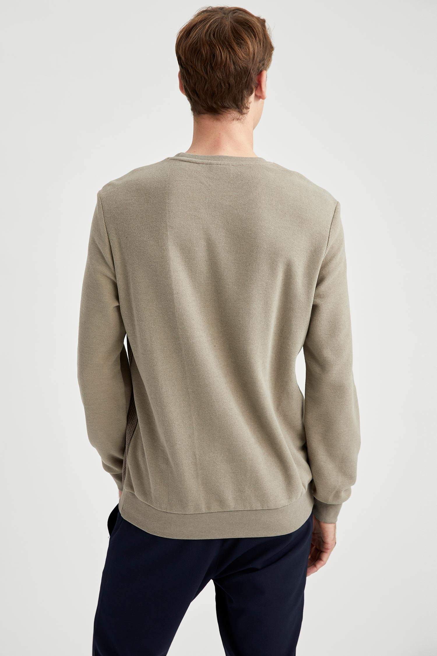 Slim Fit Bisiklet Yaka Fermuarsız Pamuklu Uzun Kollu Sweatshirt