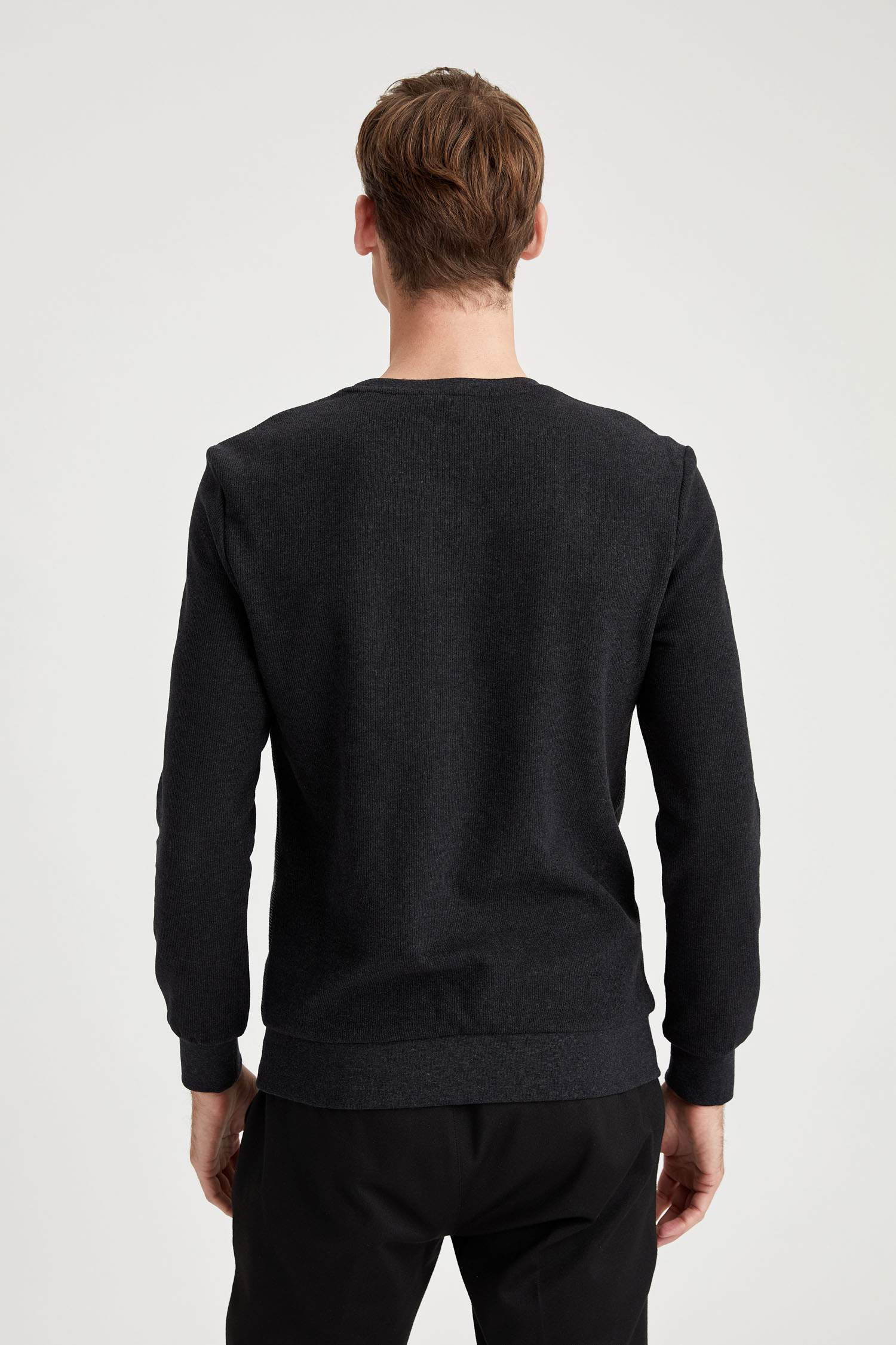 Slim Fit Bisiklet Yaka Fermuarsız Pamuklu Uzun Kollu Sweatshirt
