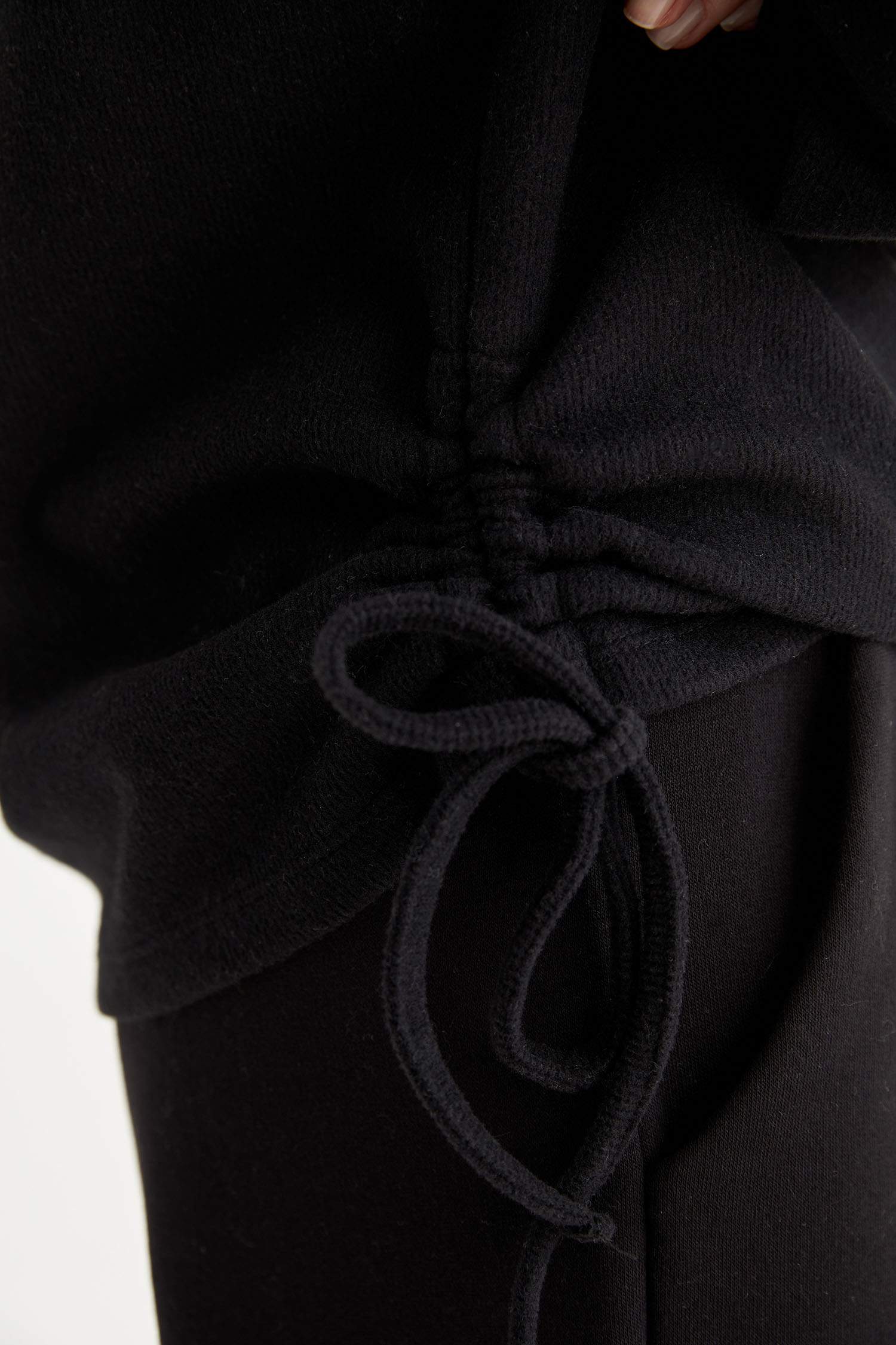 Yanları Büzgü Detaylı Relax Fit Sweatshirt