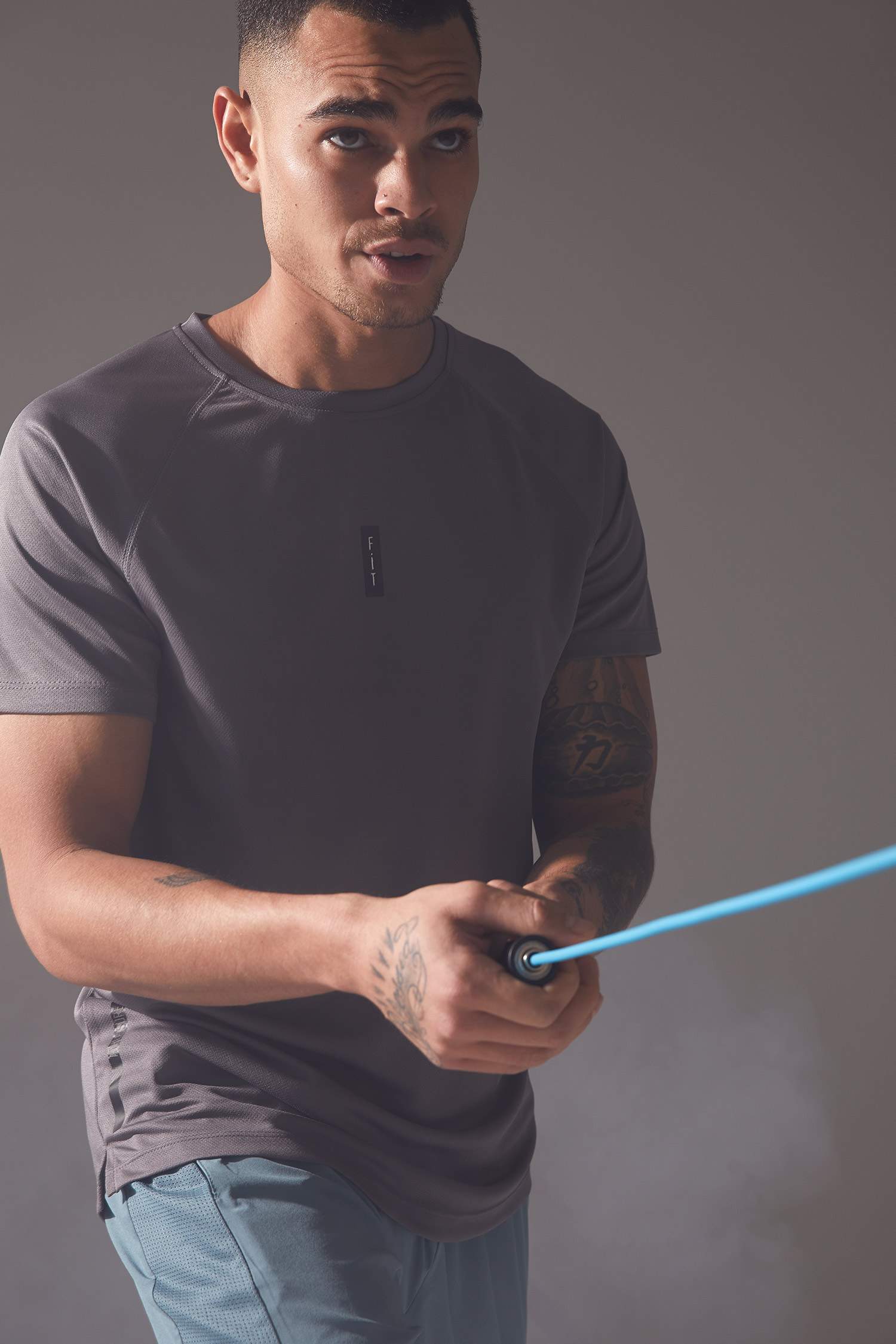 Ekstra Slim Fit Bisiklet Yaka Yazı Baskılı Teknik Kumaşlı Spor Tişört