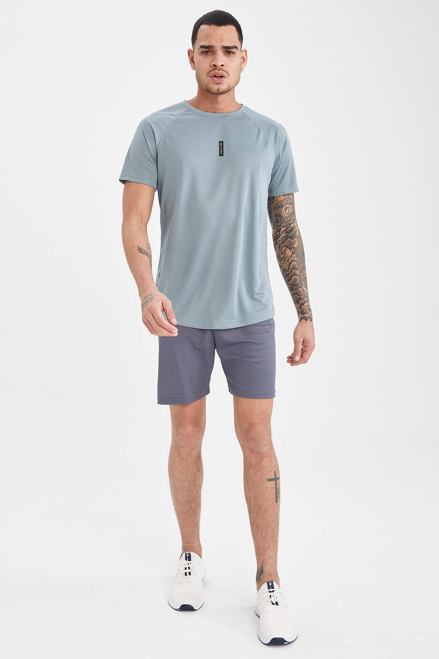 Ekstra Slim Fit Bisiklet Yaka Yazı Baskılı Teknik Kumaşlı Spor Tişört