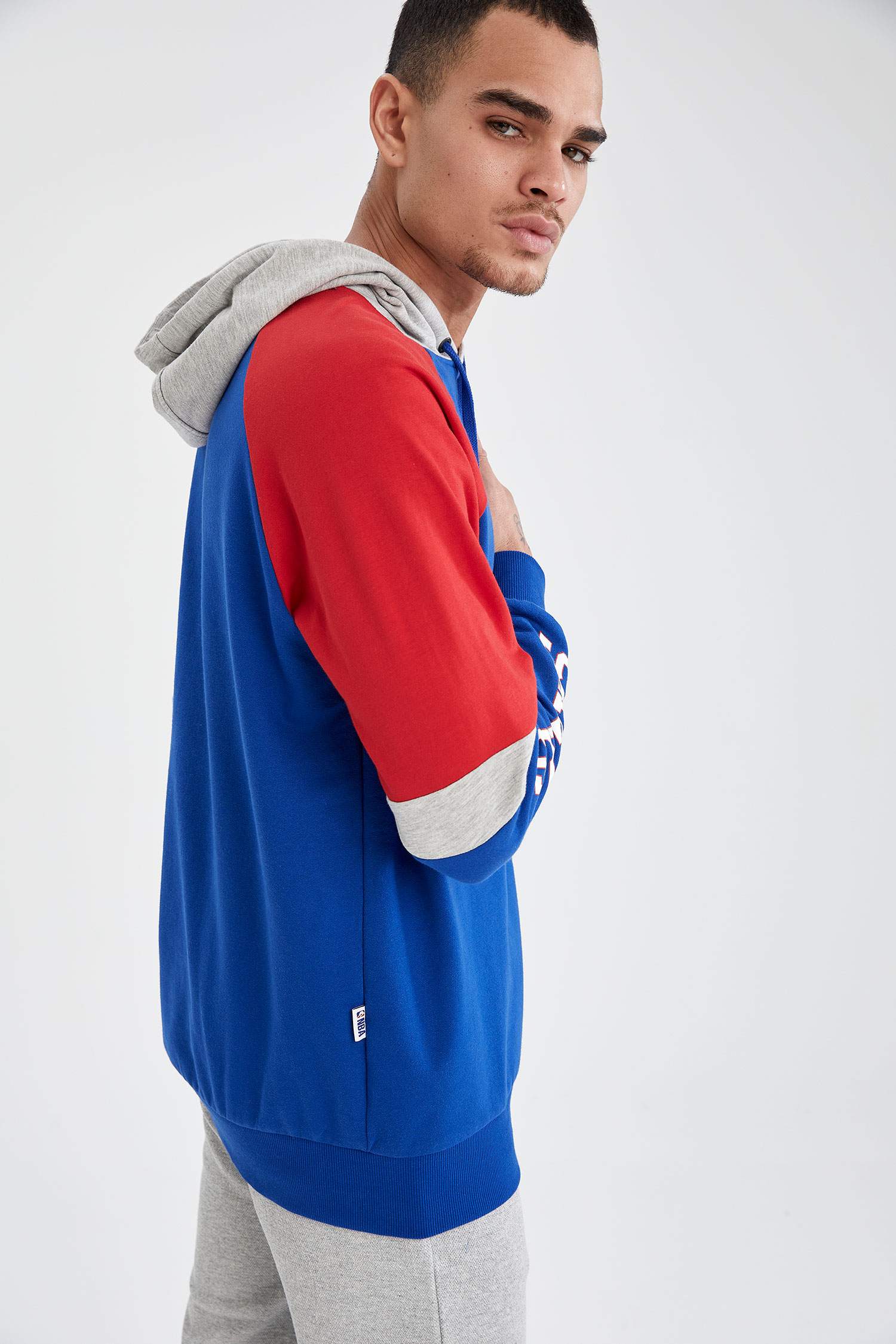 NBA Lisanslı Oversize Fit Kapüşonlu Sweatshirt