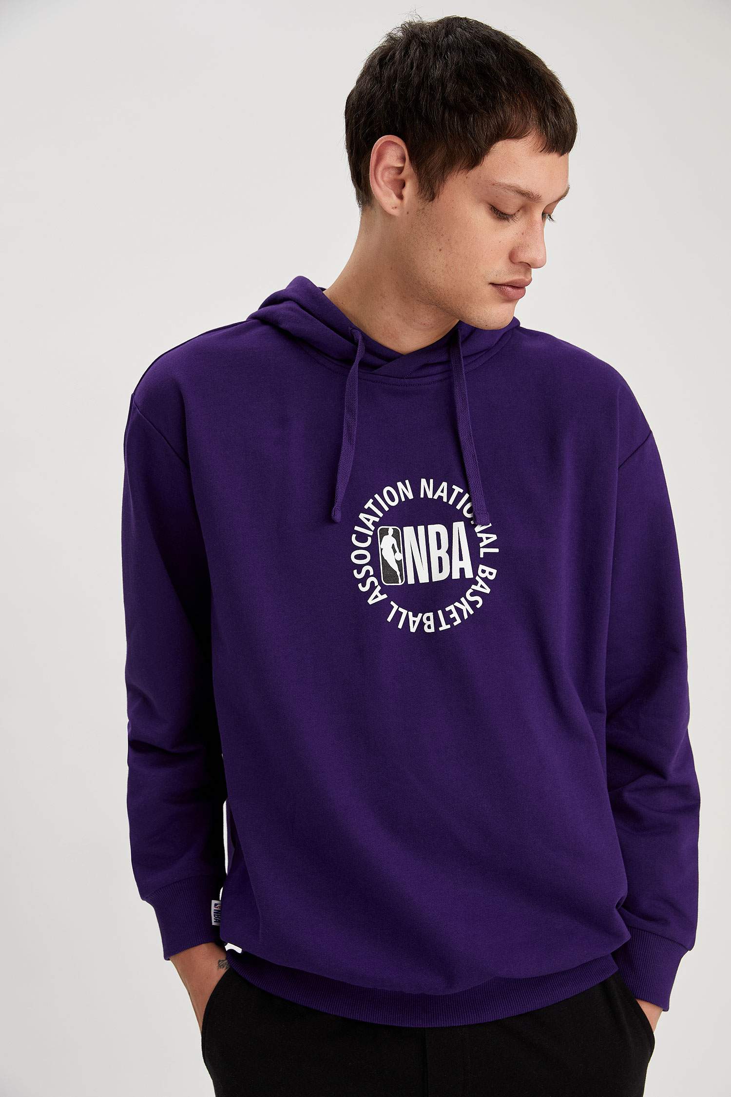NBA Lisanslı Unisex Sırtı Baskılı Oversize Fit Sweatshirt