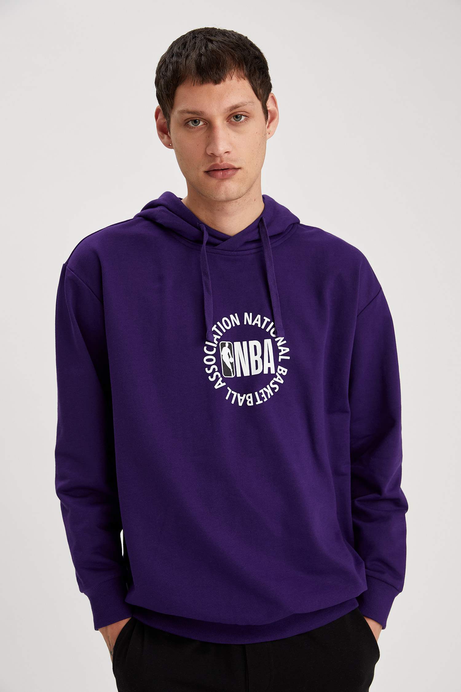 NBA Lisanslı Unisex Sırtı Baskılı Oversize Fit Sweatshirt