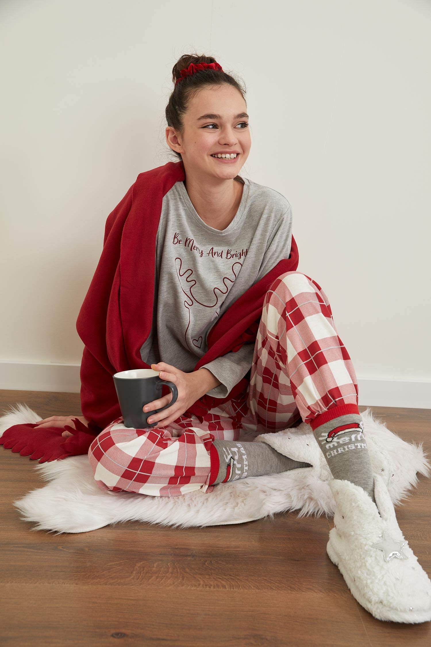 Fall In Love Regular Yılbaşı Temalı Uzun Kollu Pijama Takımı