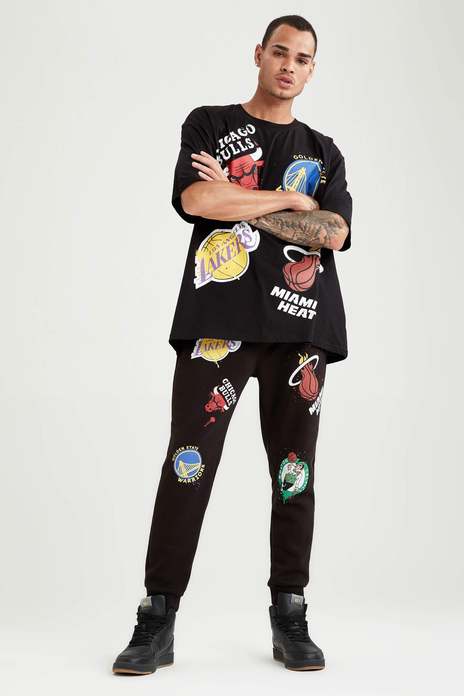 NBA Lisanslı Oversize Fit Baskılı Kısa Kollu Tişört