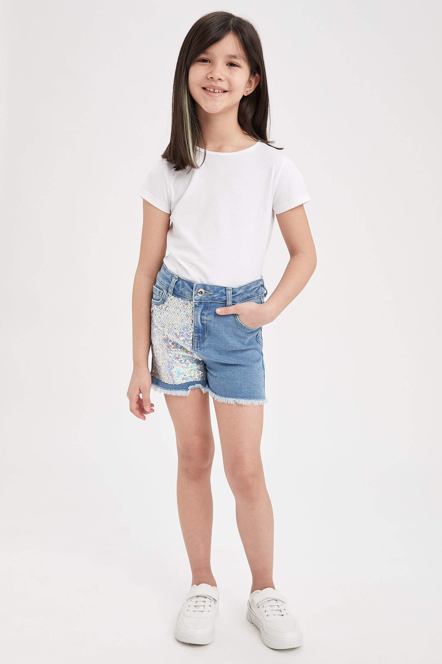 Kız Çocuk Regular Fit Payetli Jean Şort
