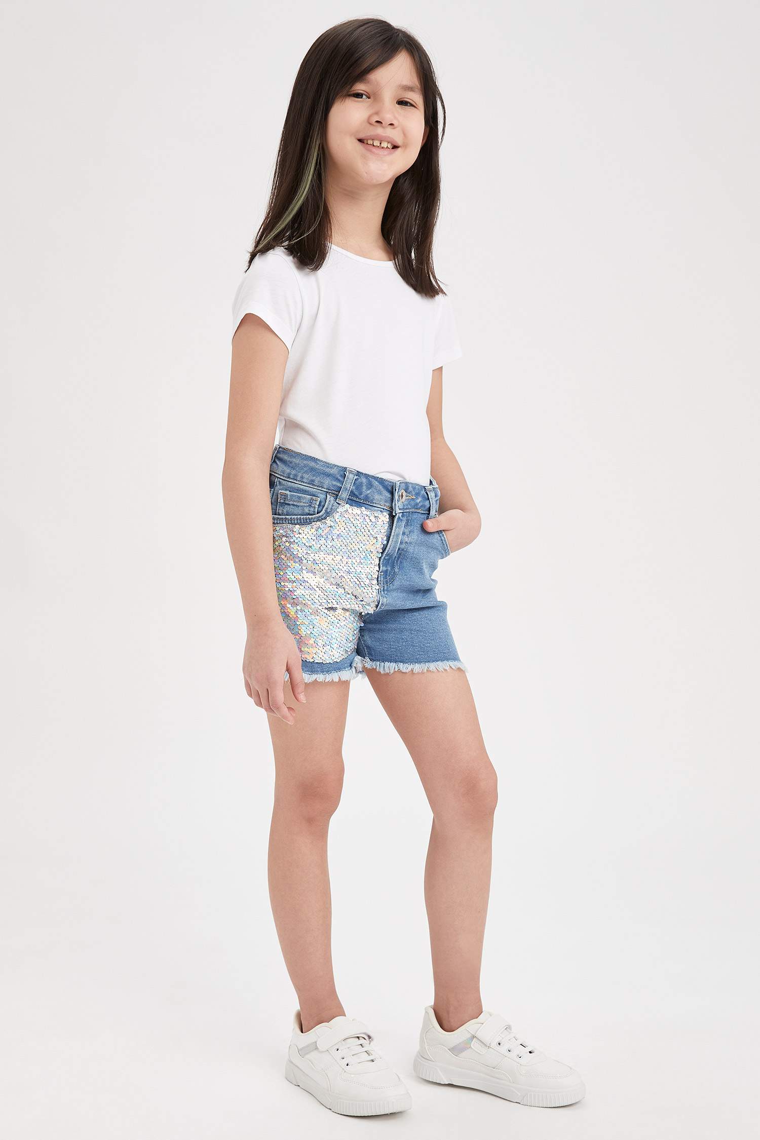 Kız Çocuk Regular Fit Payetli Jean Şort