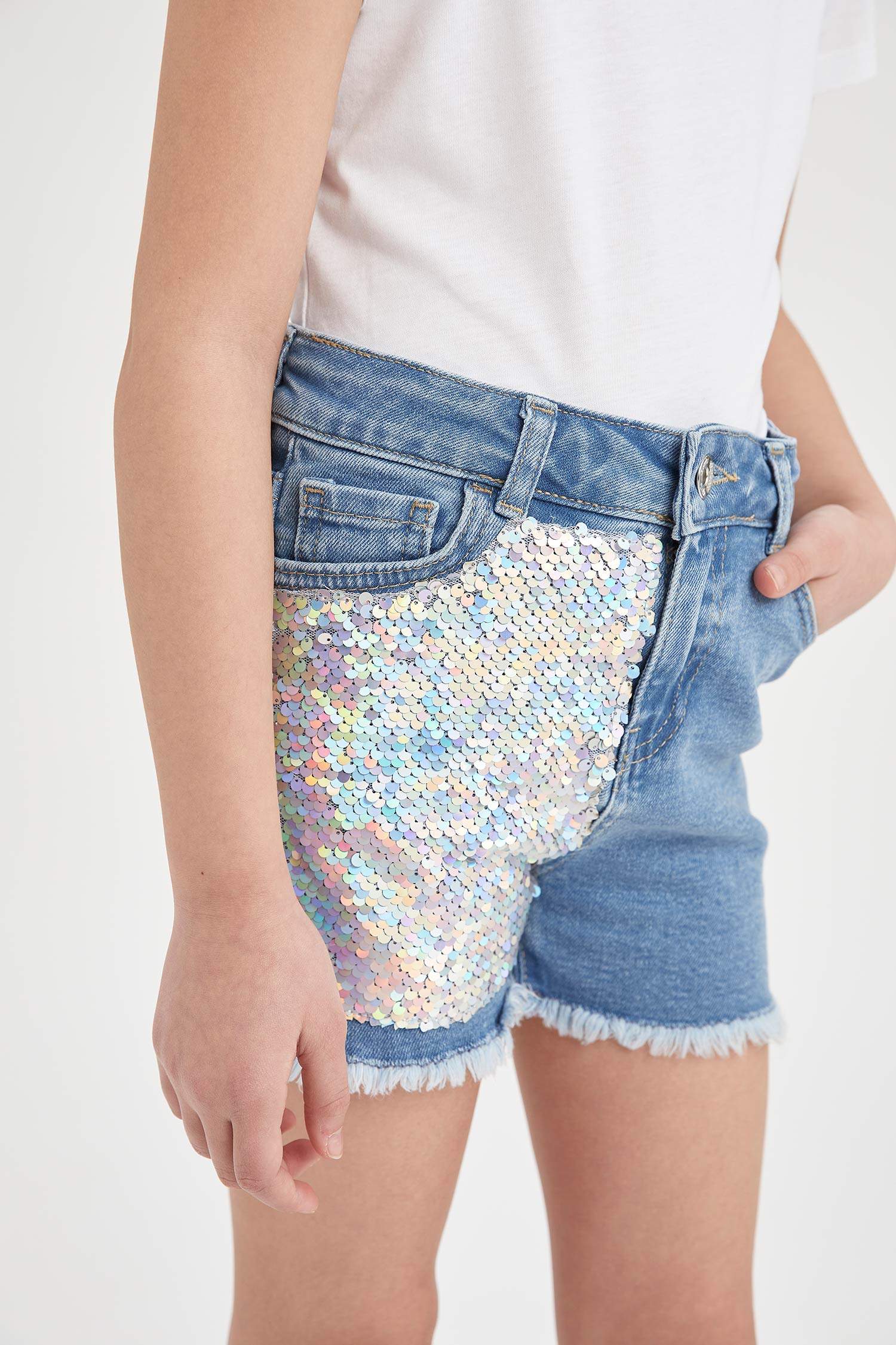 Kız Çocuk Regular Fit Payetli Jean Şort