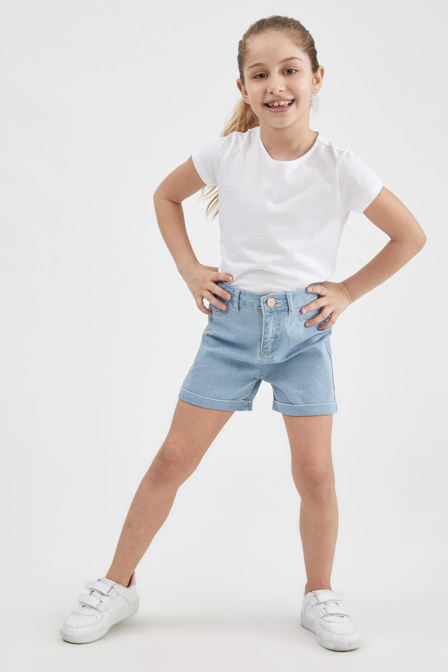 Kız Çocuk Mini Jean Şort
