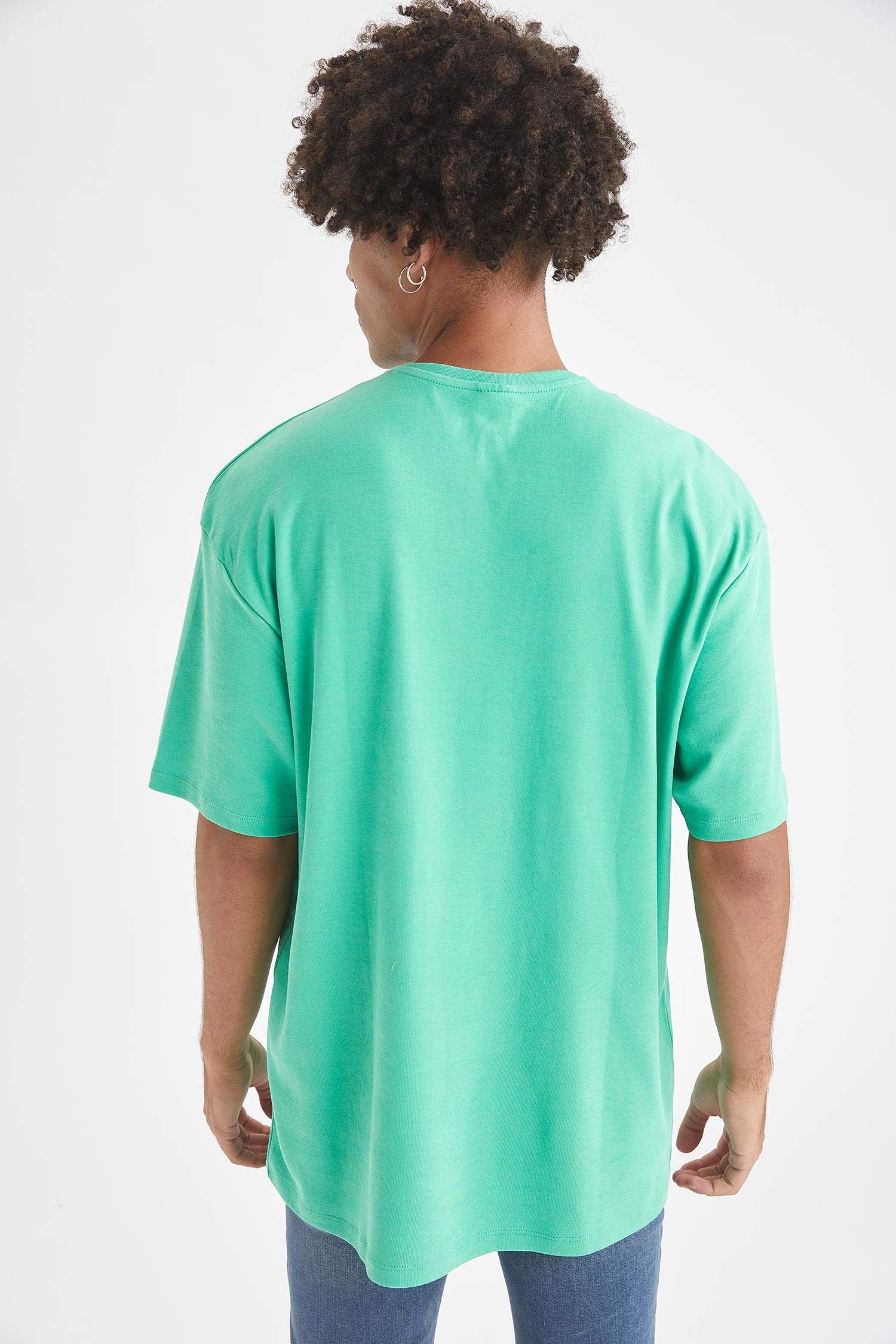 Oversize Fit Bisiklet Yaka Basic Pamuklu Penye Tişört