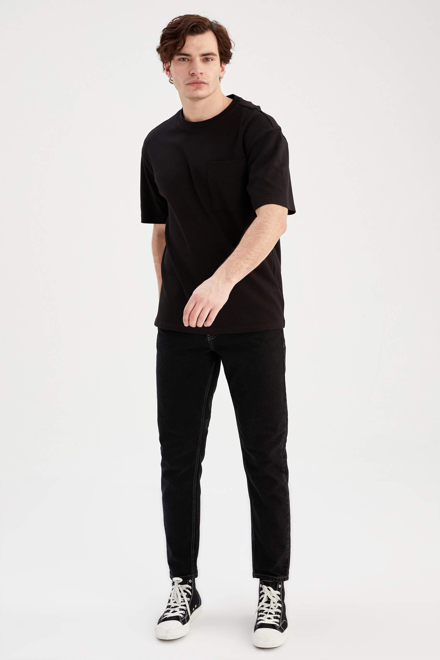 Oversize Fit Bisiklet Yaka Tişört