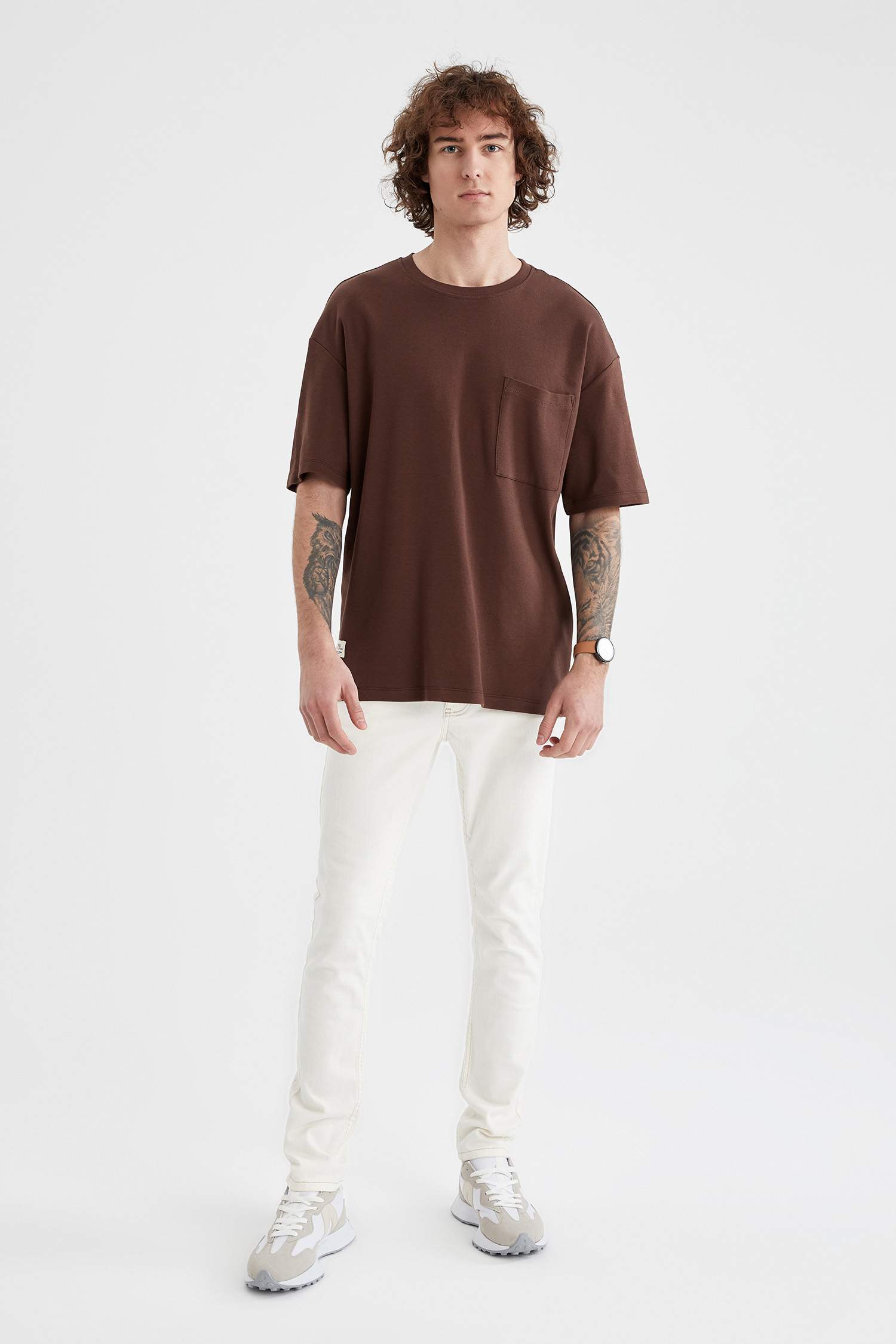 Oversize Fit Bisiklet Yaka Tişört
