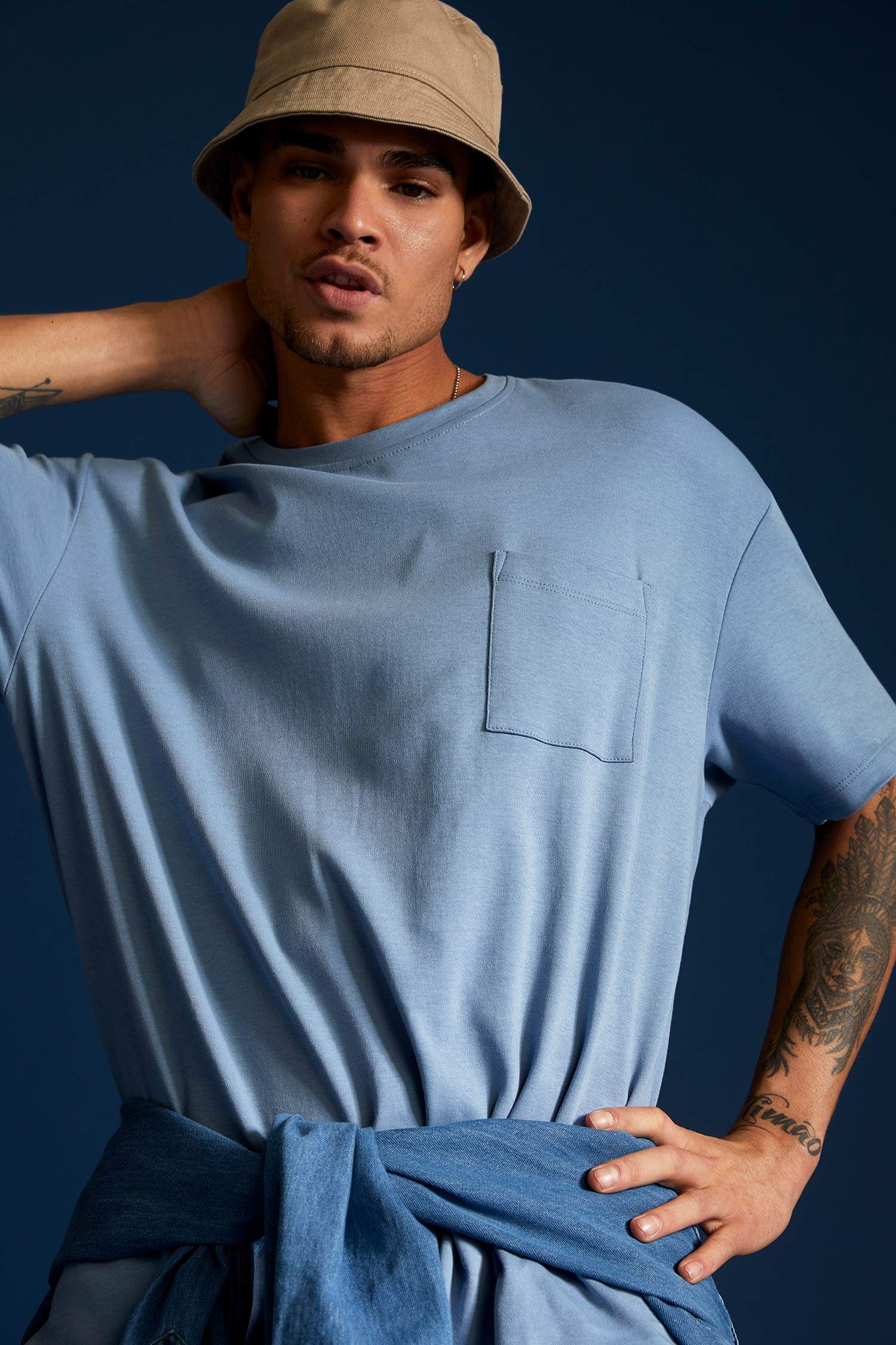 Oversize Fit Bisiklet Yaka Basic Tişört