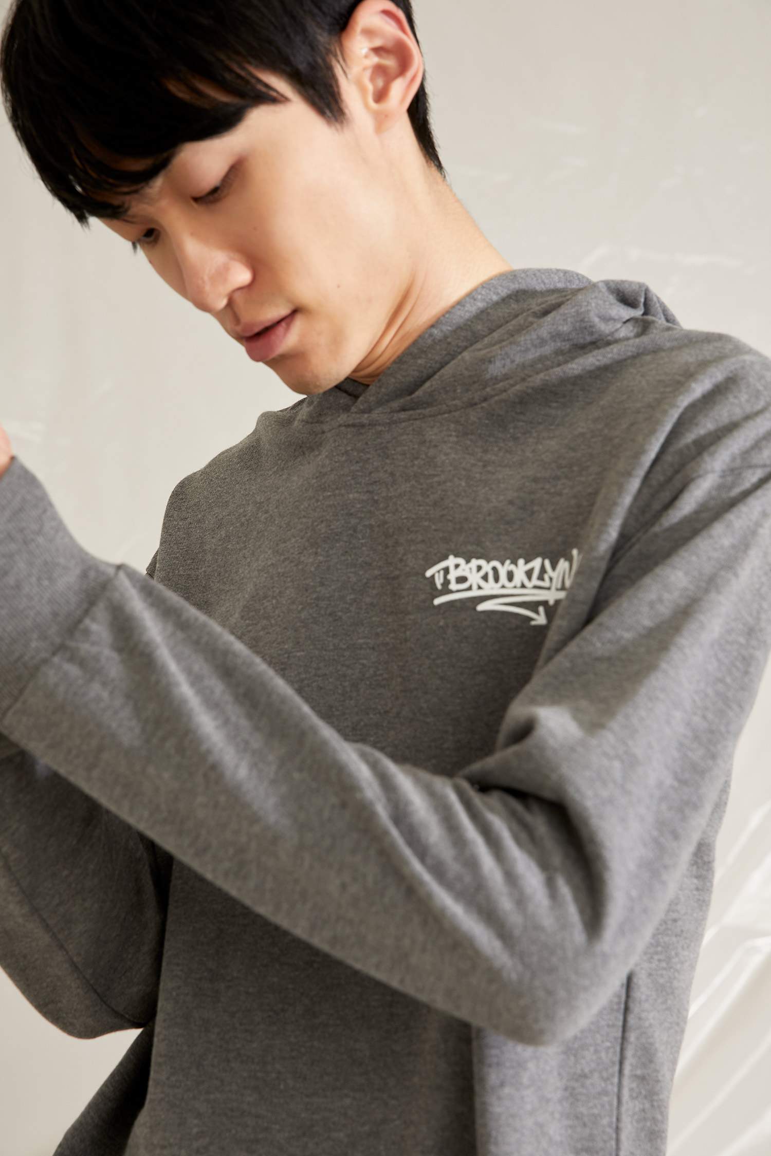 Oversize Fit Sırtı Baskılı Kapüşonlu Sweatshirt