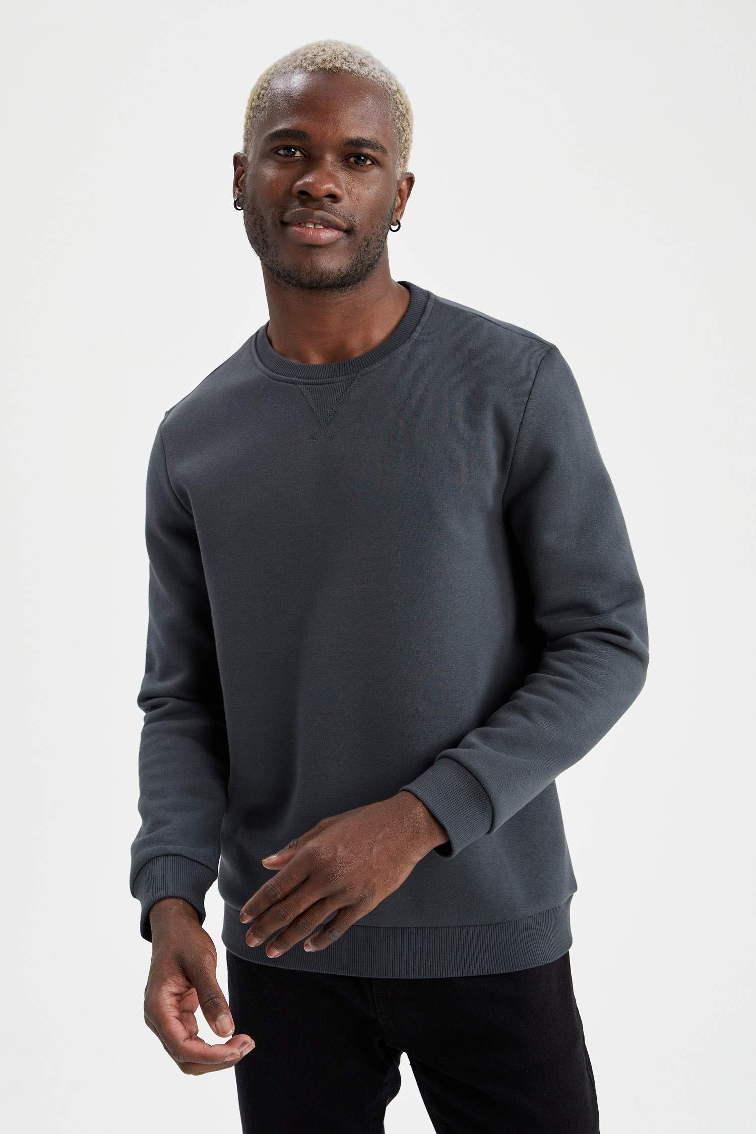 Regular Fit Bisiklet Yaka Basic Pamuklu Sweatshirt