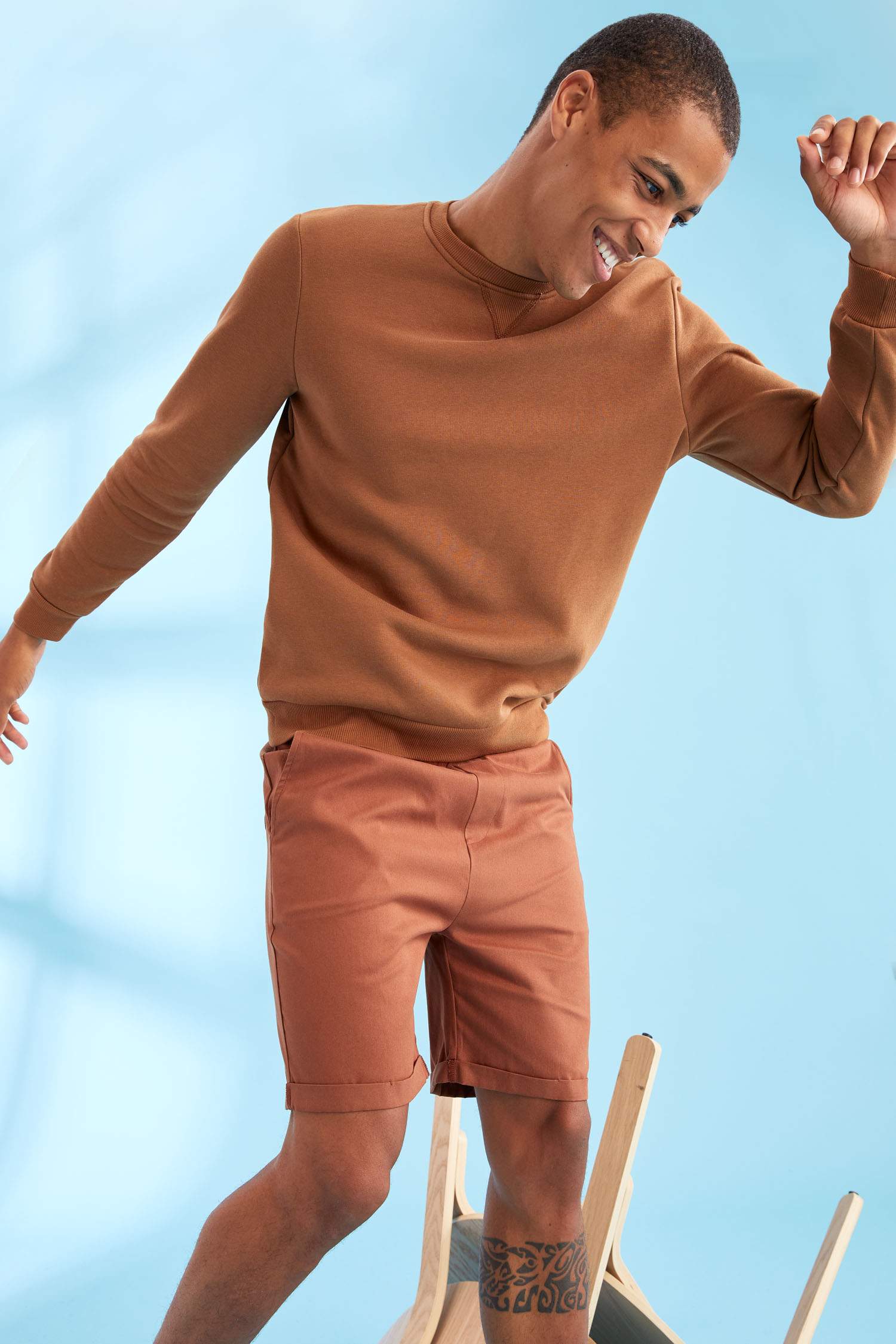 Regular Fit Bisiklet Yaka Basic Pamuklu Sweatshirt
