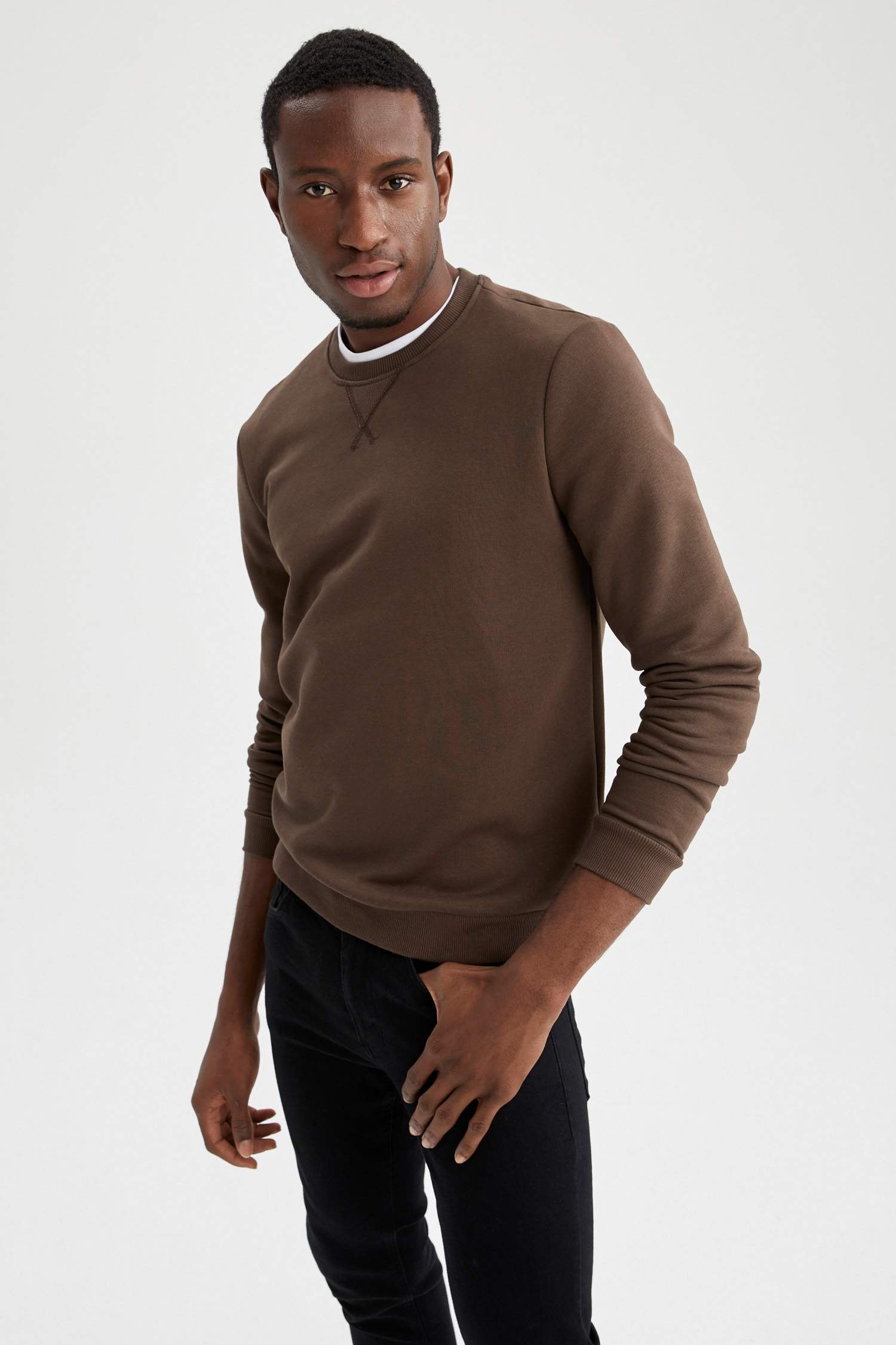 Regular Fit Bisiklet Yaka Basic Pamuklu Sweatshirt