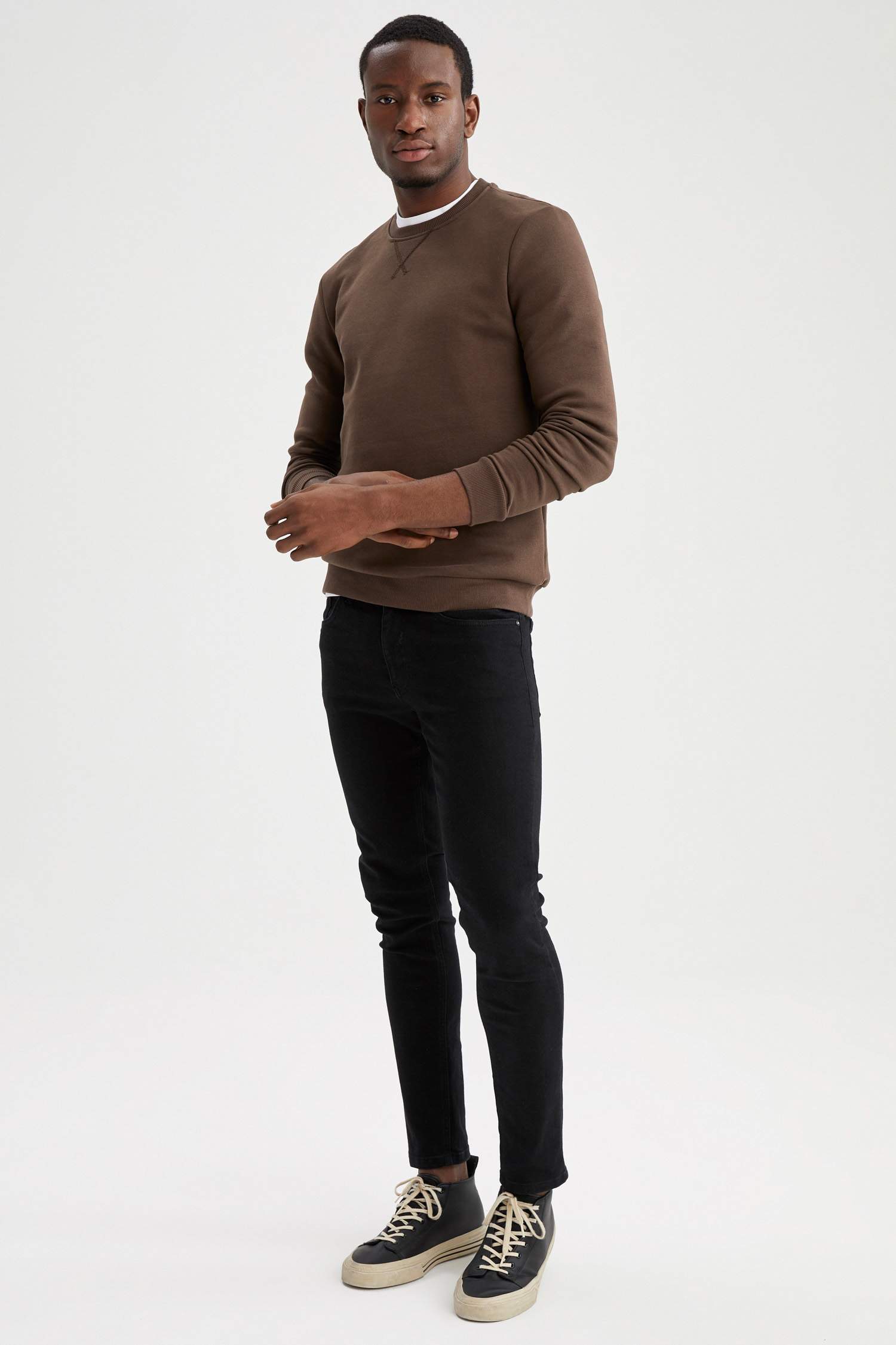 Regular Fit Bisiklet Yaka Basic Pamuklu Sweatshirt